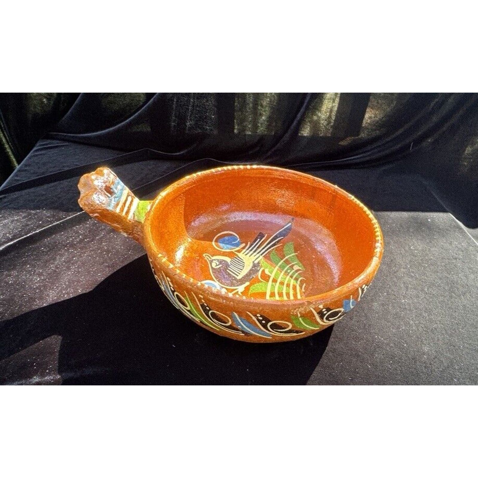 Vintage HECHO EN MEXICO Redware Pottery Serving Bowl Hand-made & Painted Amazing
