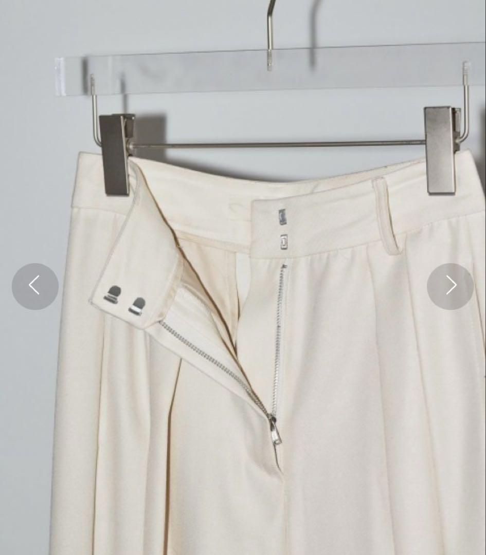 TODAYFUL Tuck Twill Trousers Size 36