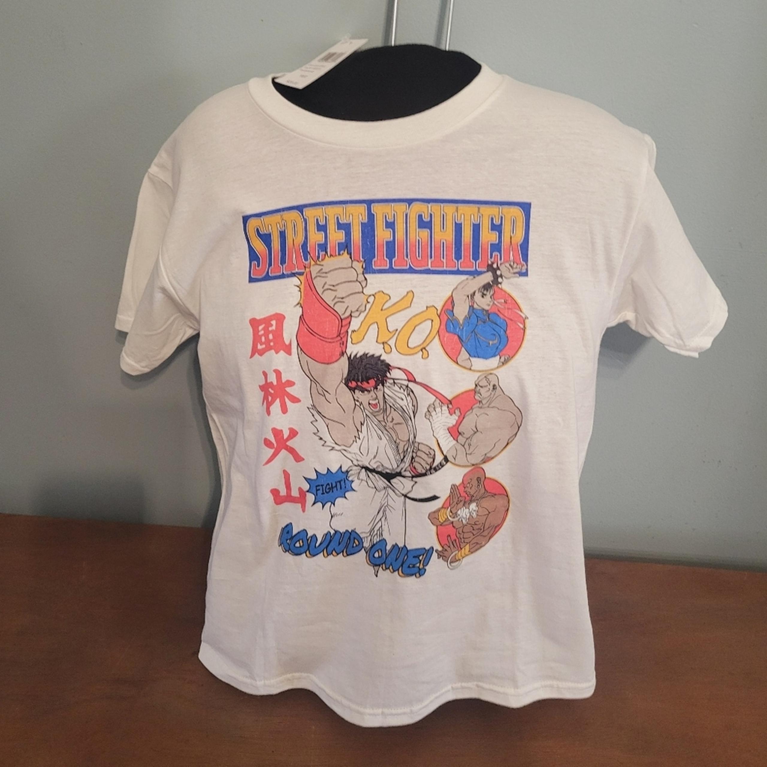 Street Fighter Graphic Tee. Youth Size Medium NWT