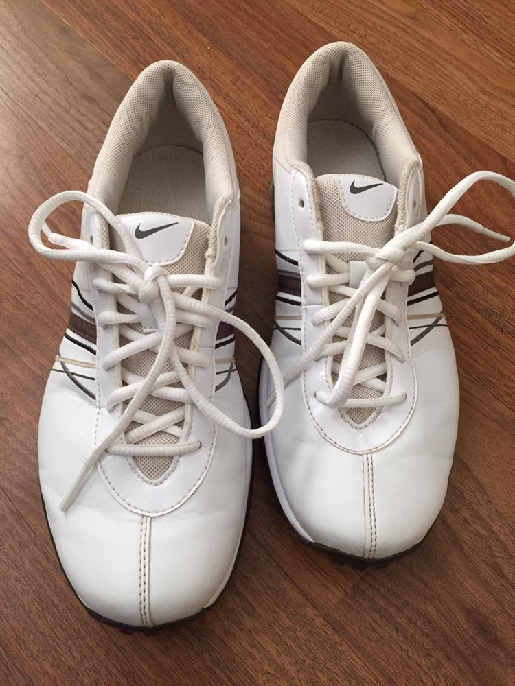 Women’s-Nike Golf Shoes Size 7