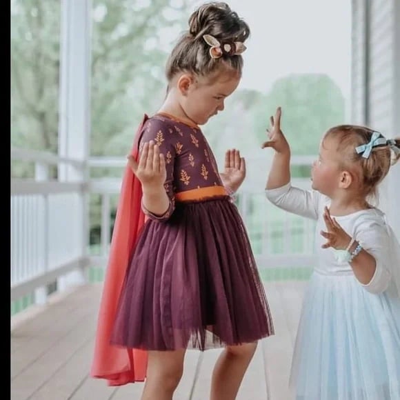 Size 4 Taylor Joelle Anna dress.