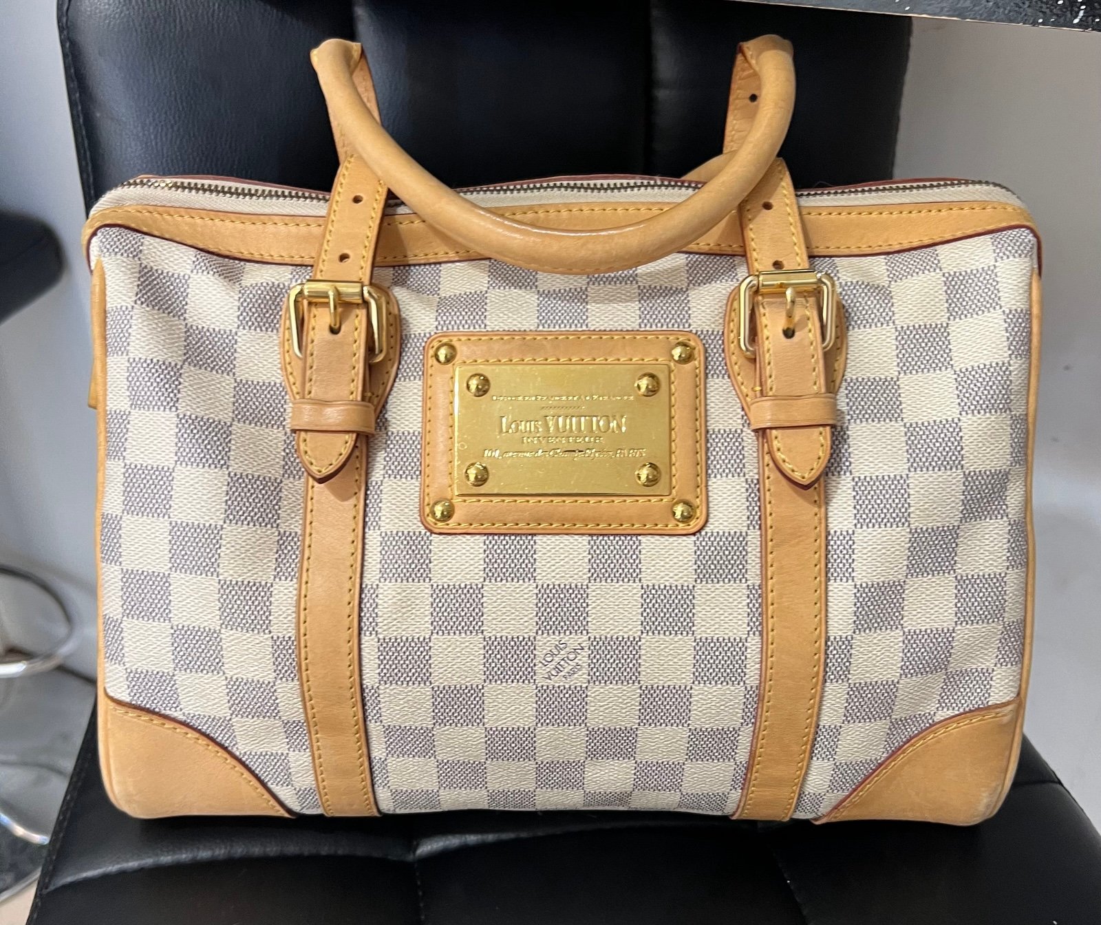 Louis Vuitton Damier Azur Berkeley 30
