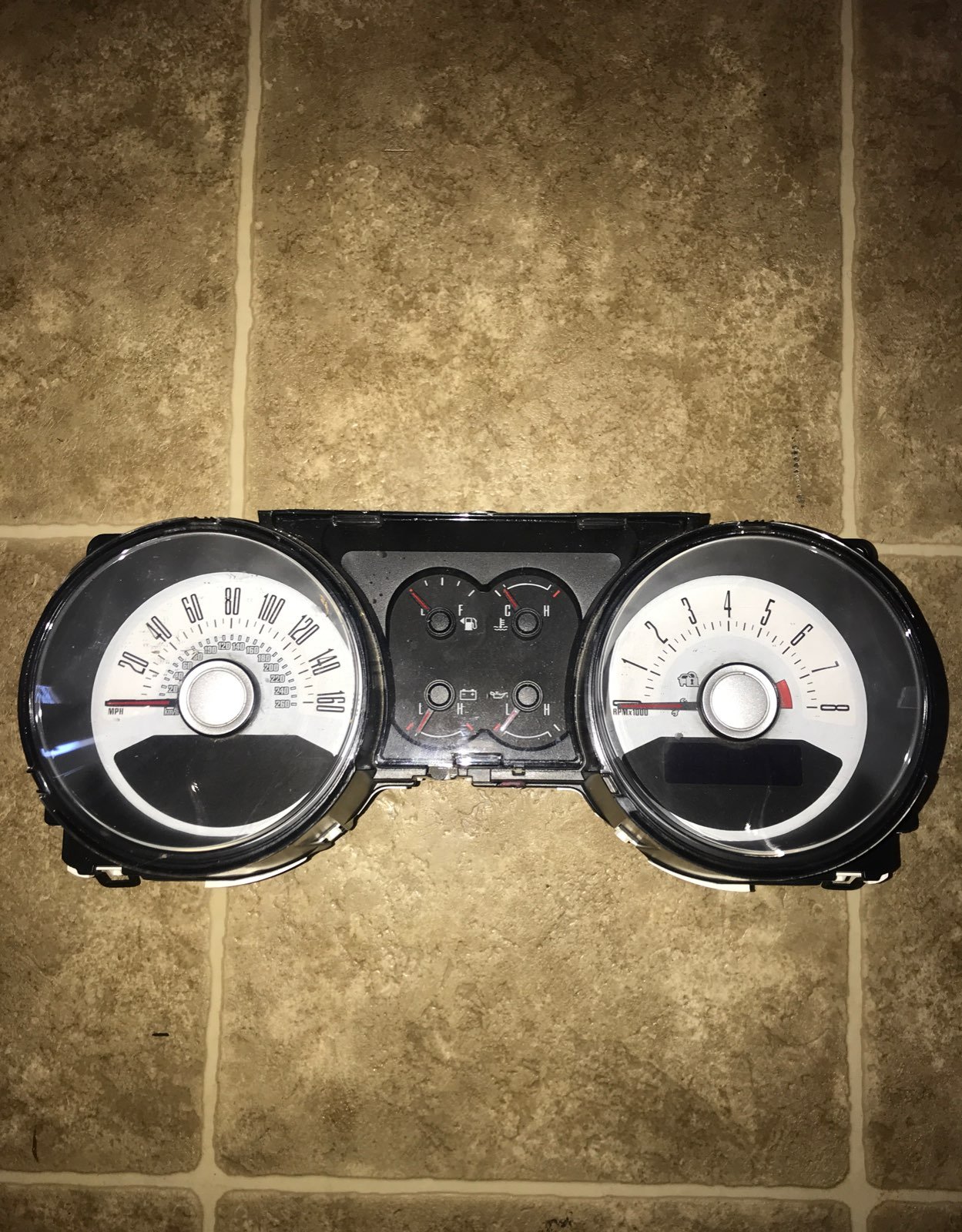 2012 mustang premium cluster