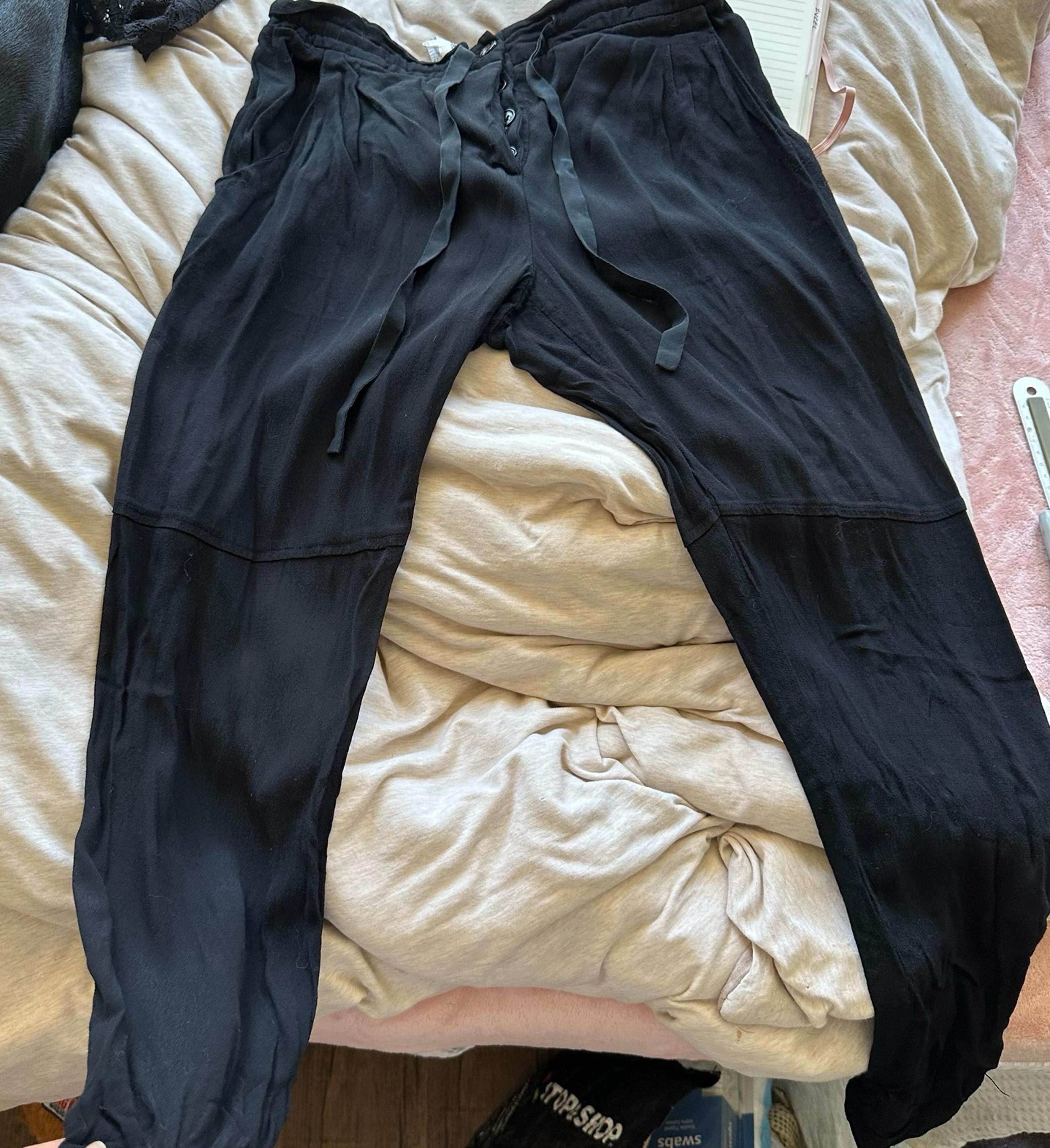Aritizia Wilfred black silk pants