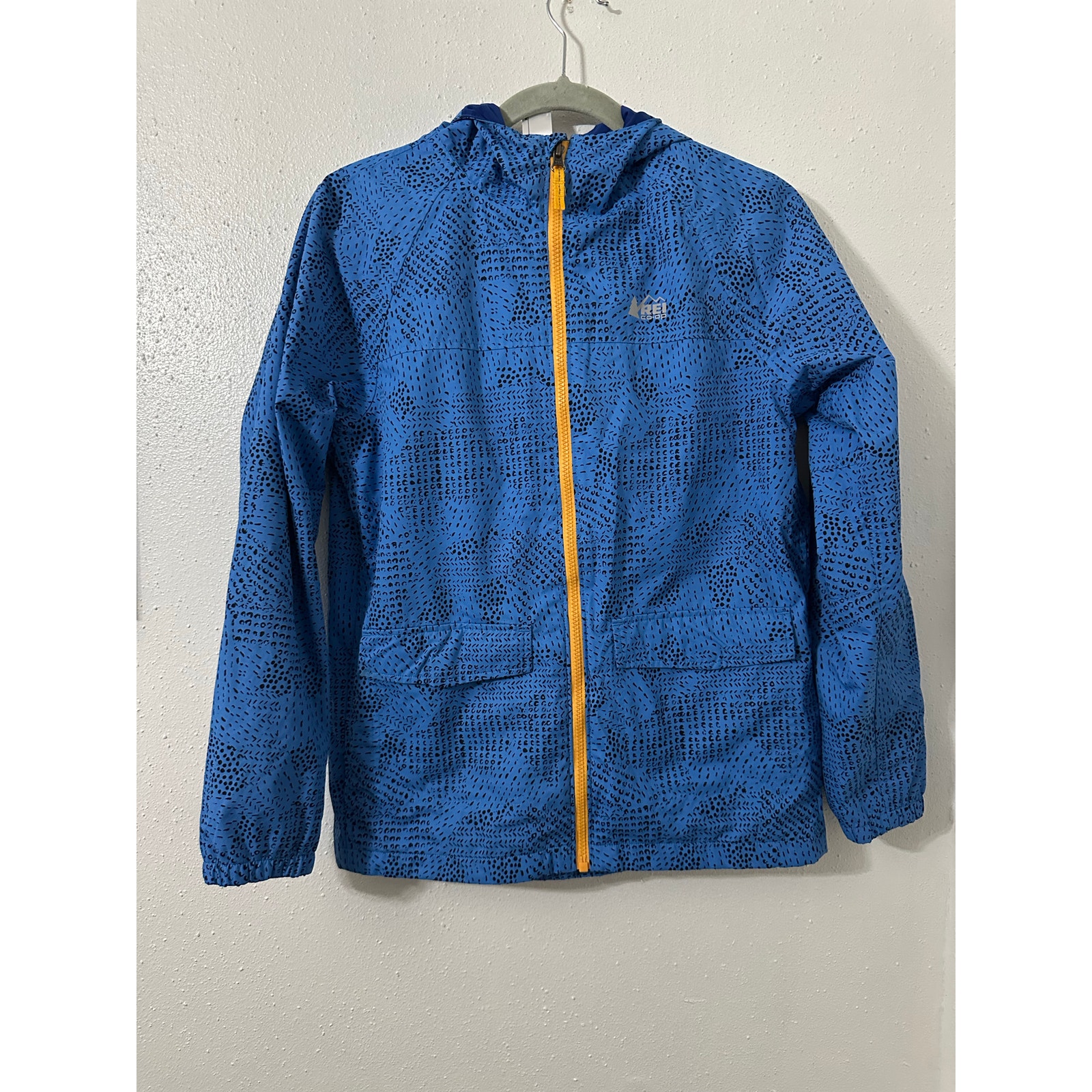 REI BOYS Rain windbreaker lined jacket size L (14-16)