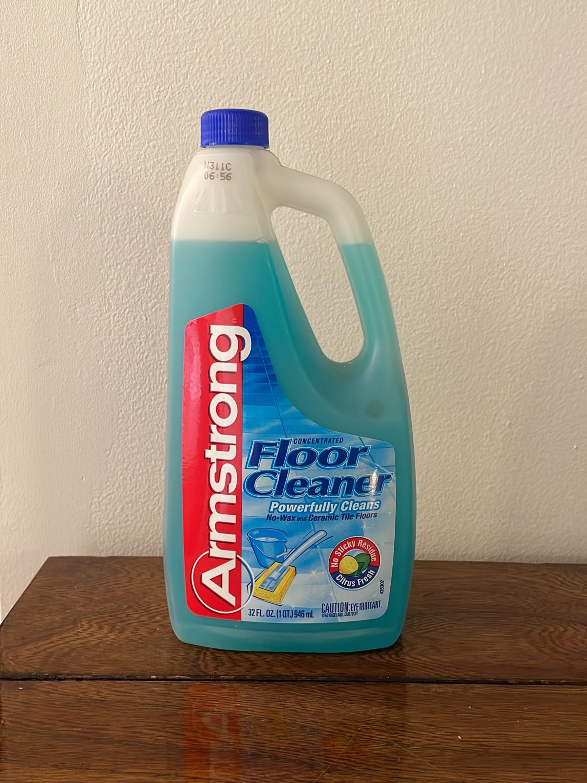 Armstrong Concentrated Floor Cleaner No Sticky Residue Citrus Fresh 32 Oz NOS
