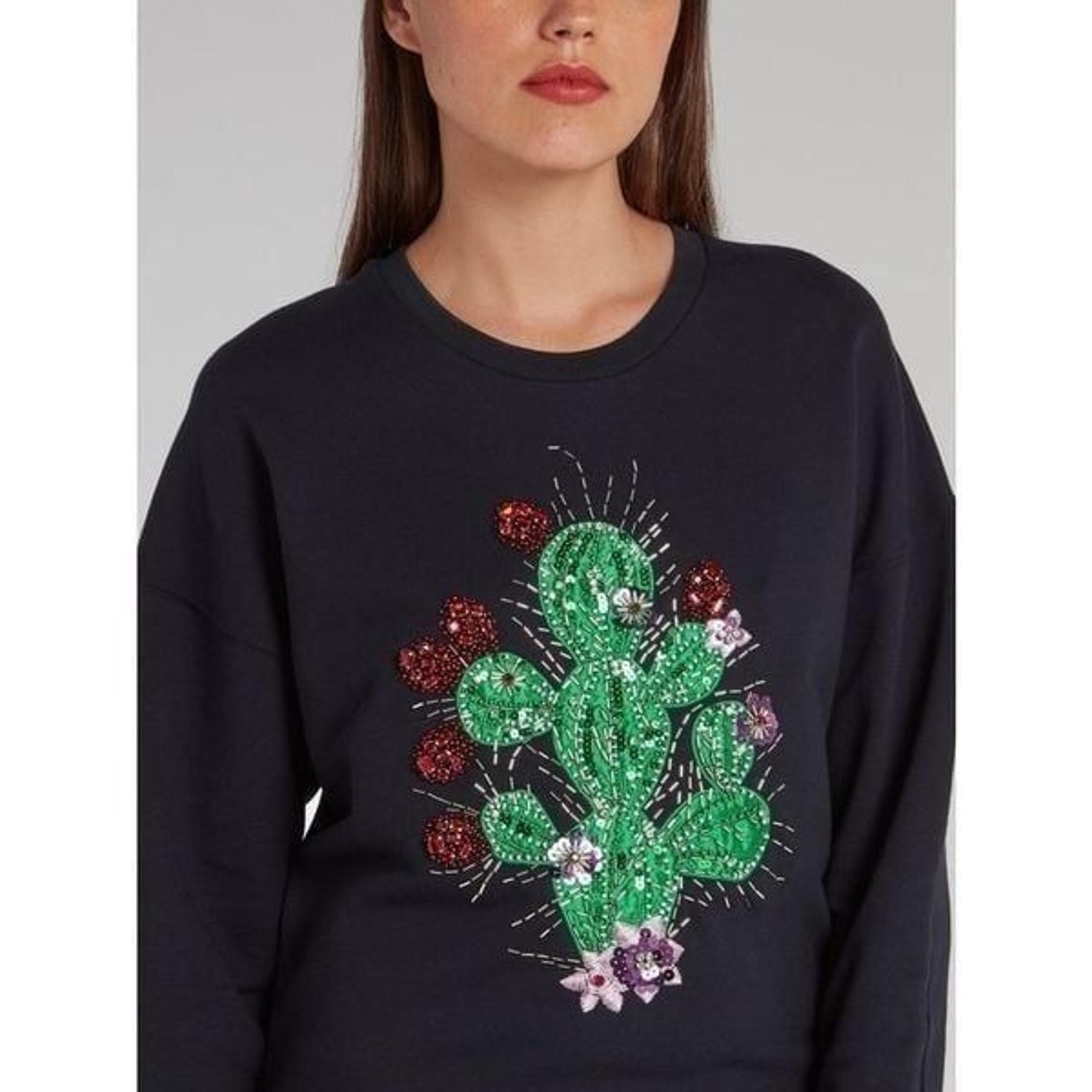 Just Cavalli Size 40 Cactus Applique Beaded Sequin Crewneck Sweatshirt Black