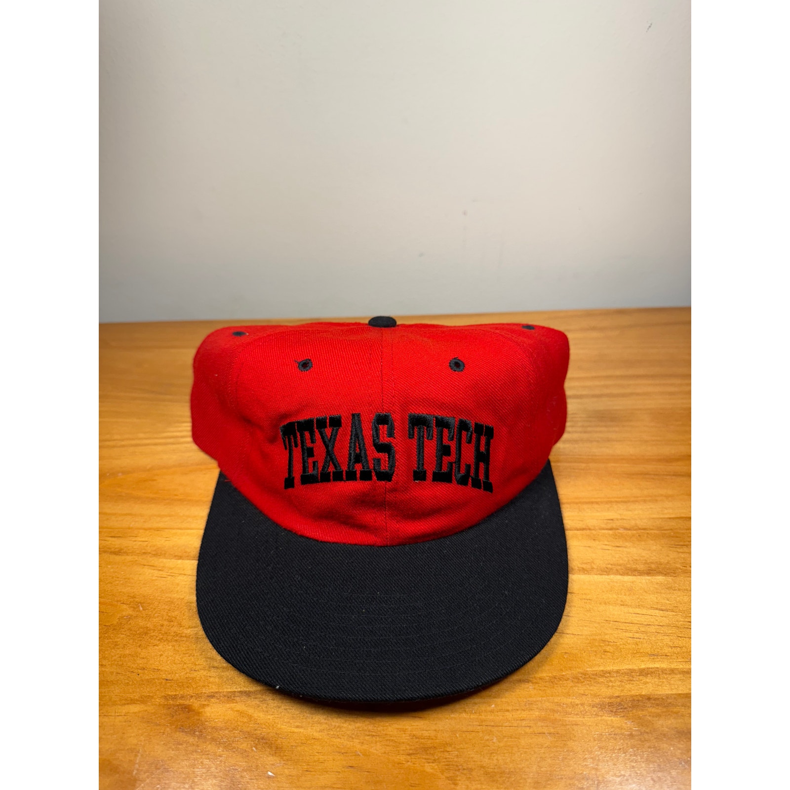 NEW RARE Deadstock VTG 1990s Texas Tech NCAA Champion Hat - Red/Black