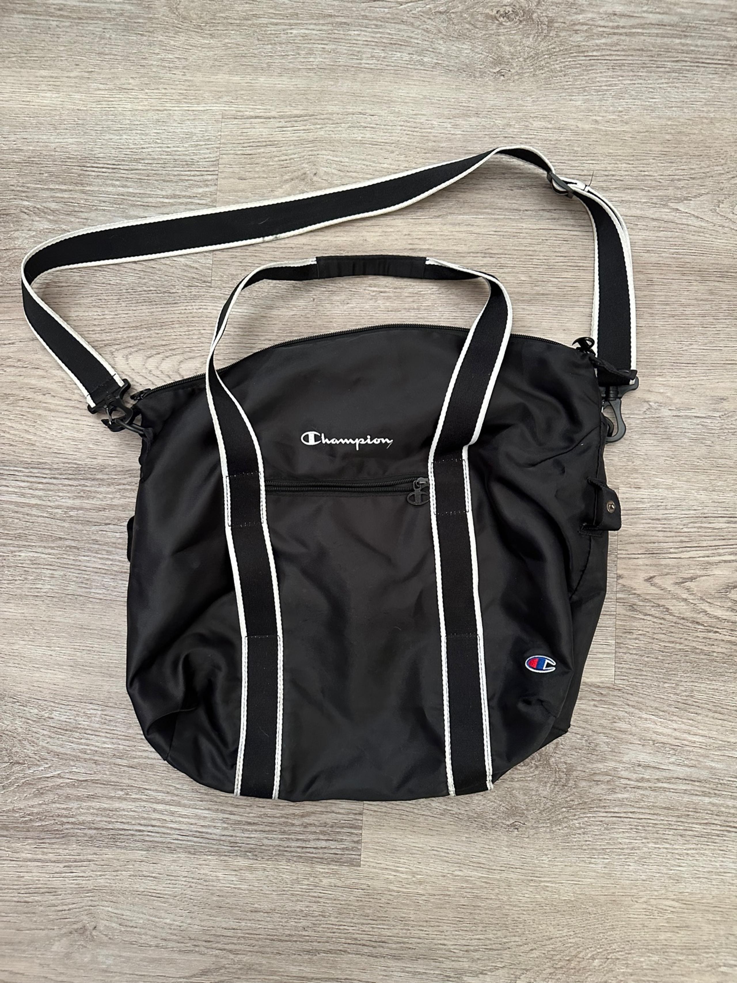 Champion crossbody gym bag