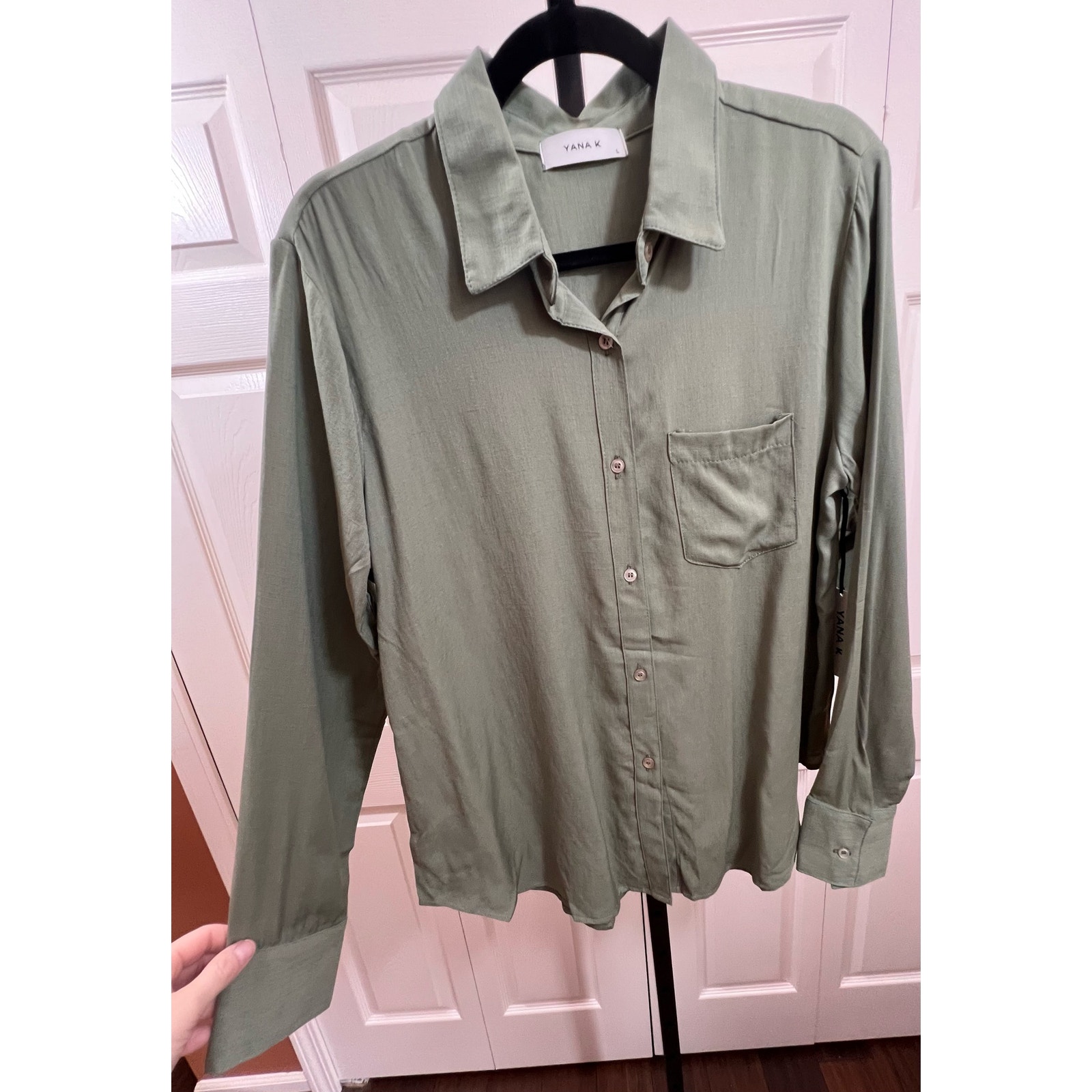 Yana K Sz Large Woman's Collard Button Down Long Sleeved Sage Top Braydon NWT