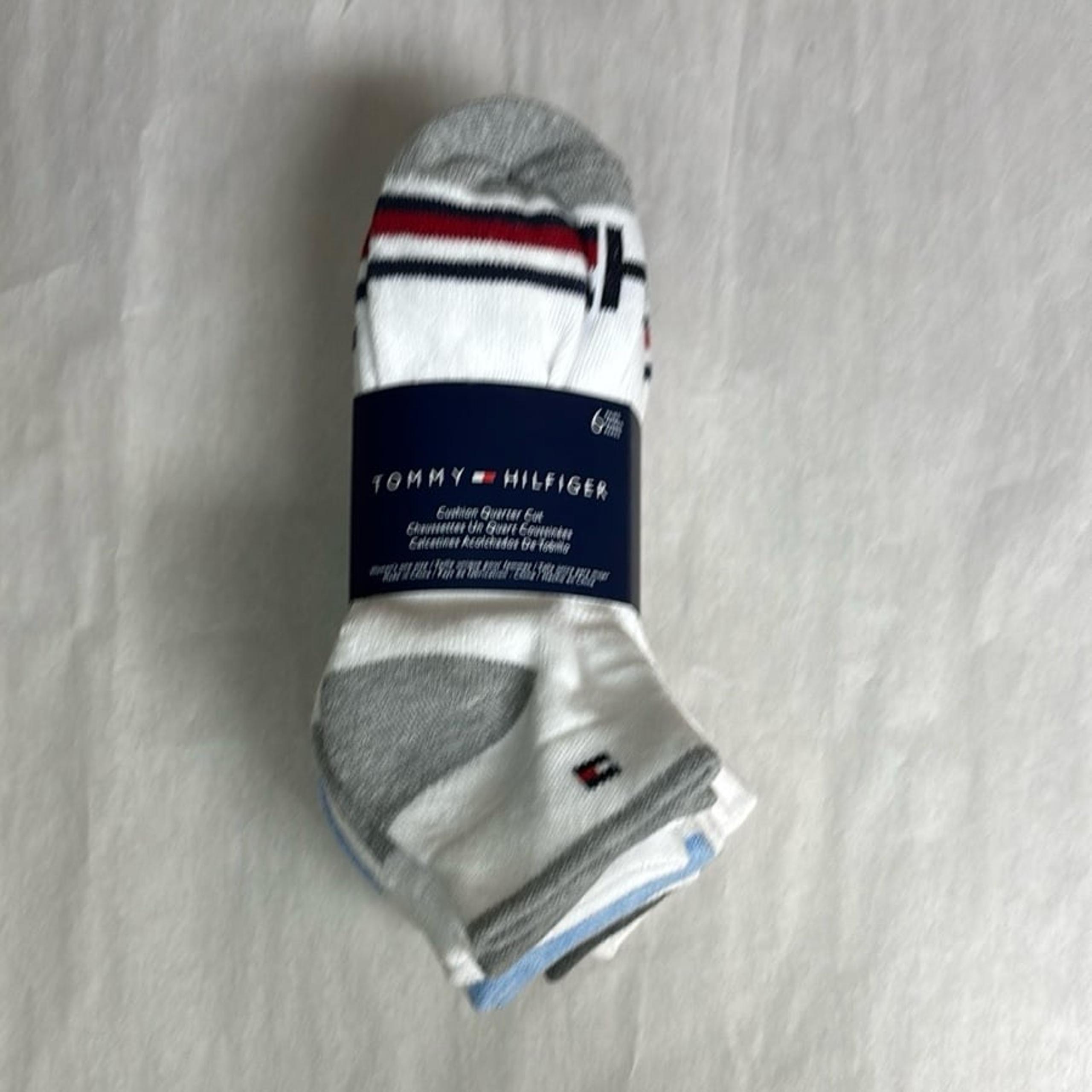 New Tommy Hilfiger Socks Women’s 6 Pair White Cushion Quarter Cut Casual Active