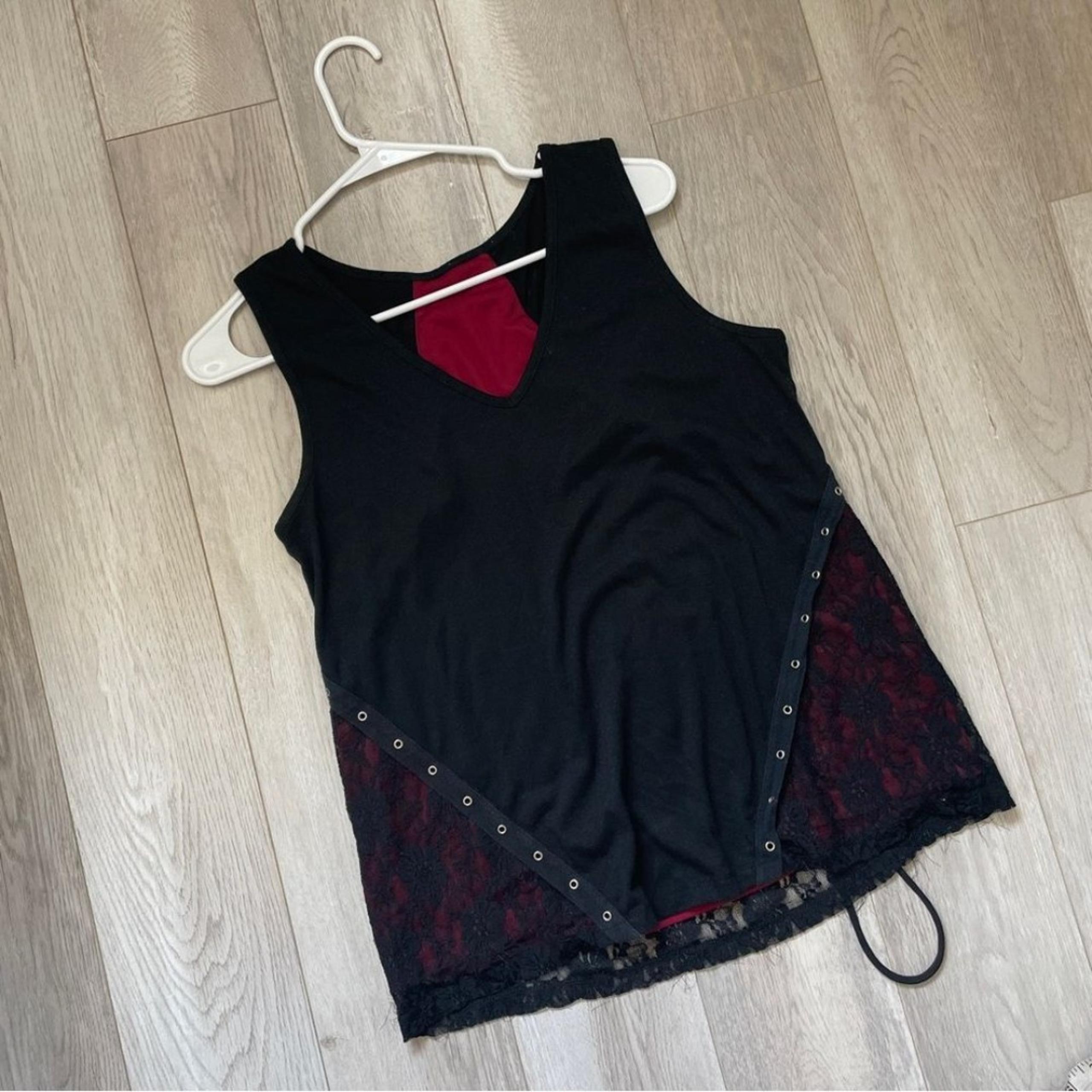 Goth Laceup Tank Top hot topic lace grommet womens Black Red (large) lolita dark