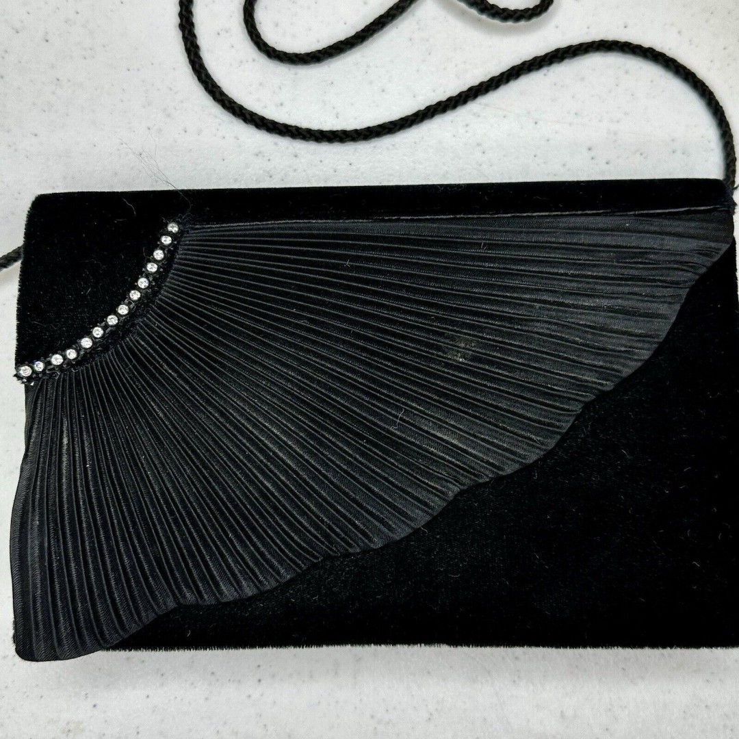 Satin & Velvet Vtg Crossbody Black Fan Pleated Evening Bag w/rhinestones Purse