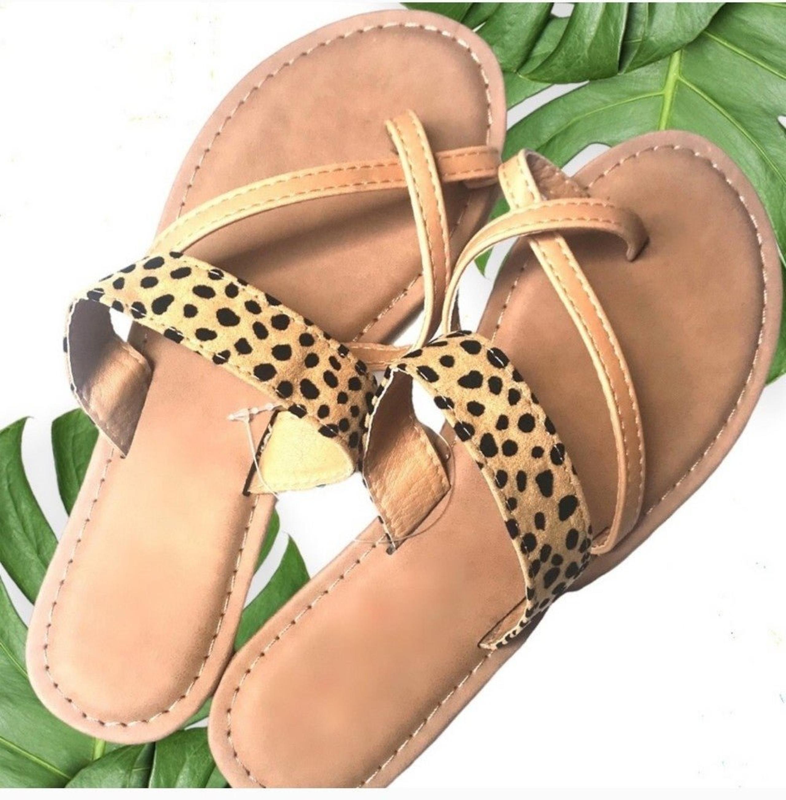 Women's cheetah print Sandals - 6
