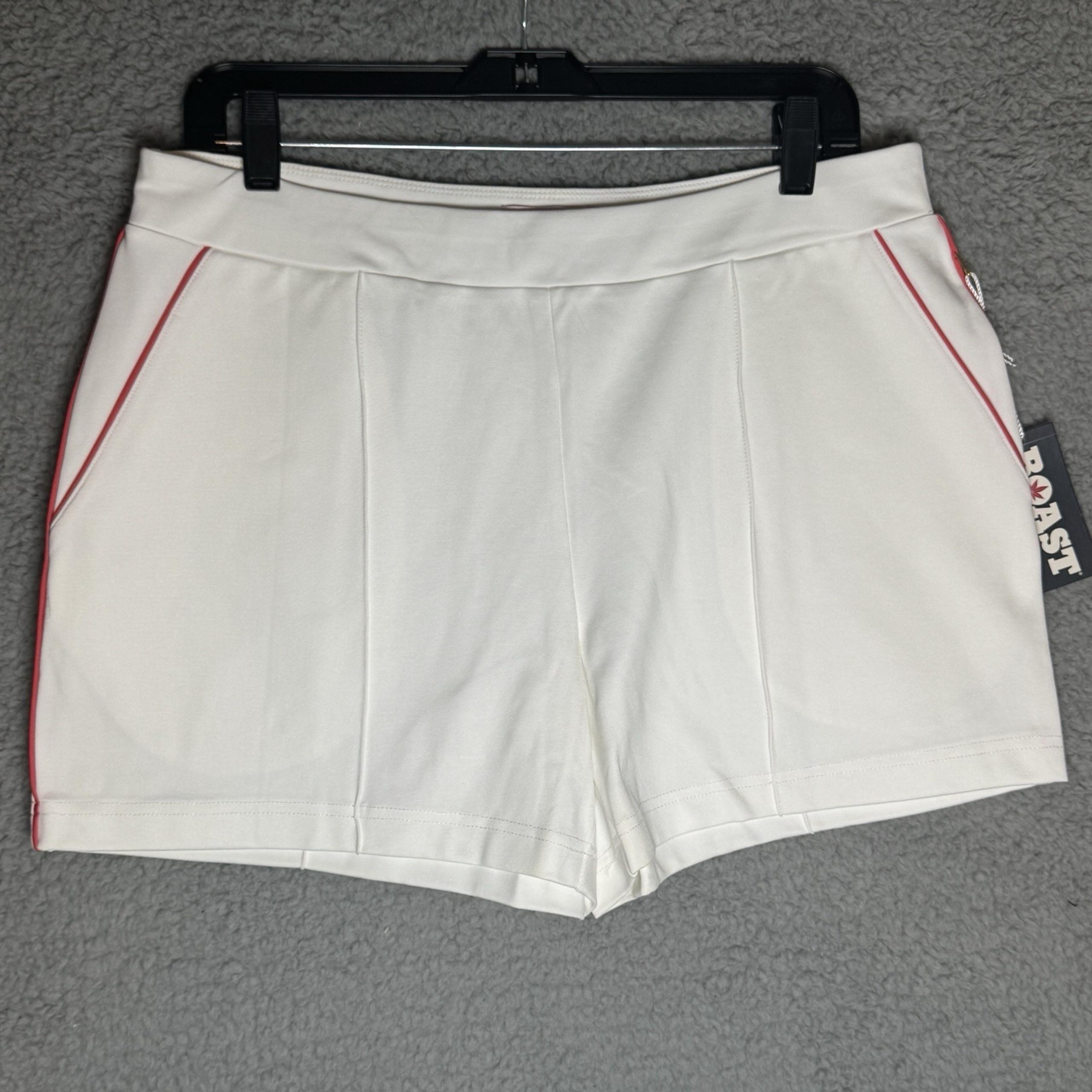 Boast Women's Pickleball Tennis Shorts White with Red Piping Size Large New
