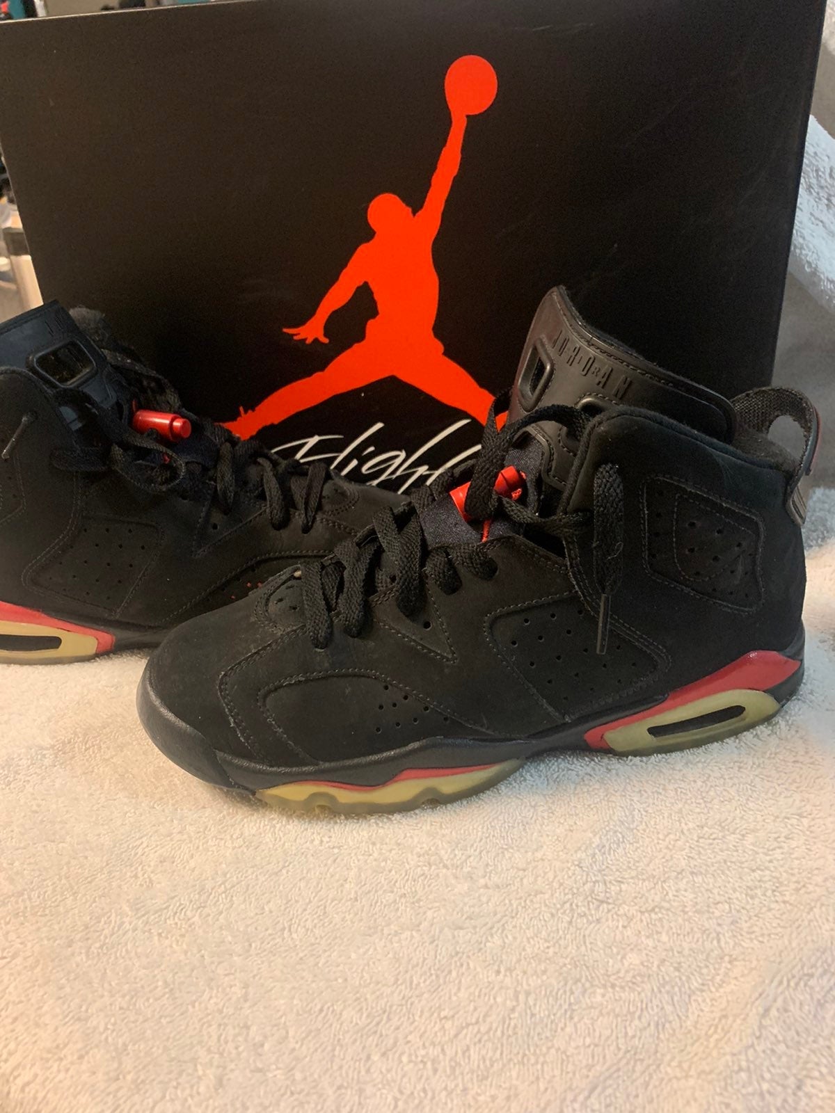 Nike Air Jordan Retro 6 Shoes