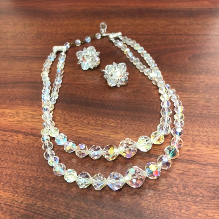 Vintage jewelry set