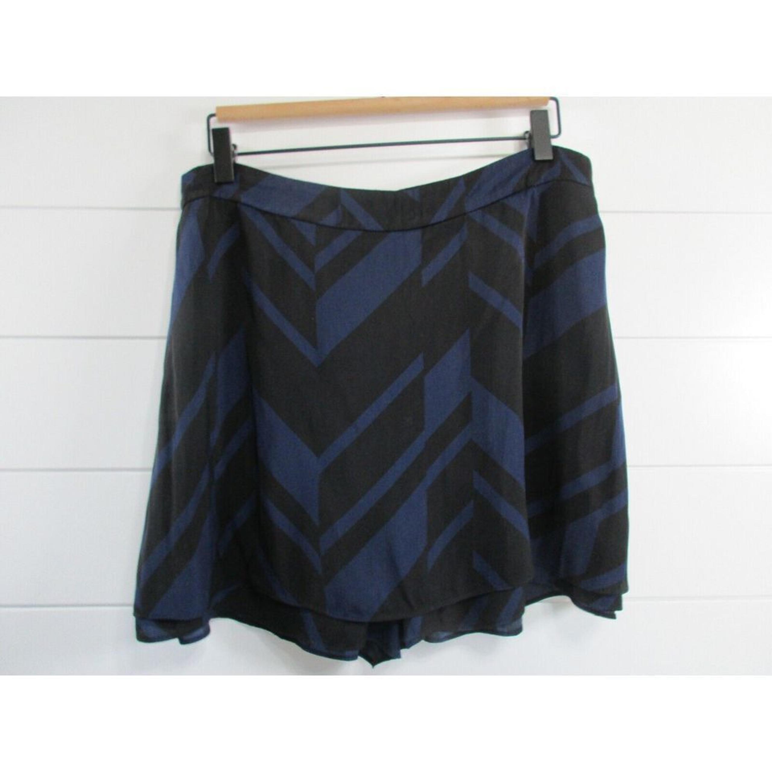 Armani Exchange Womens Block Print Mini Skort sz 8 Designer Luxury Dark Romantic