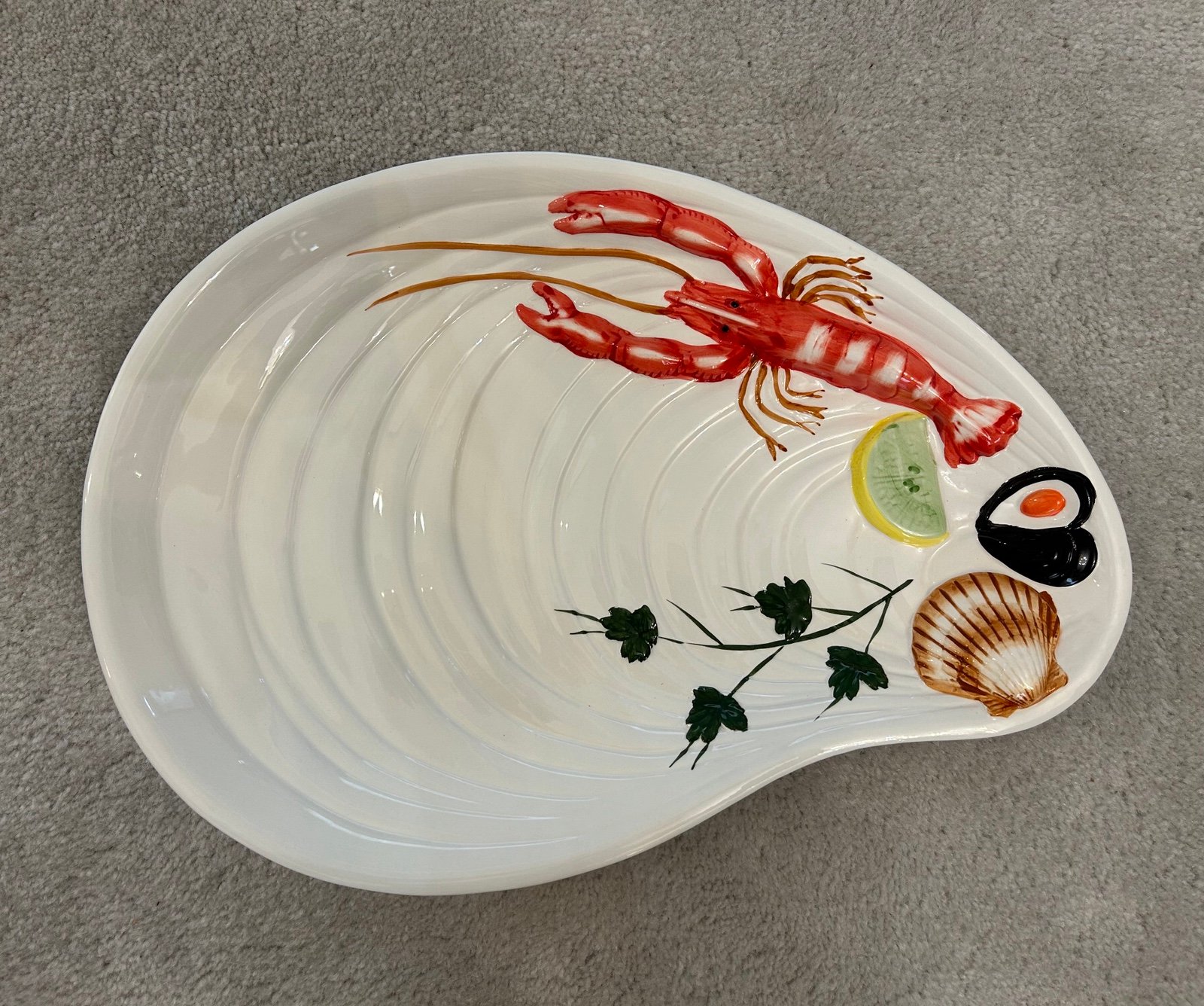 NEW Beautiful Seafood Platter (NWOT)