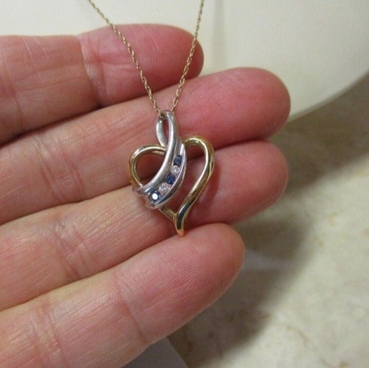 10K Gold Sapphire & Pendant Heart Pendant Necklace 18.5