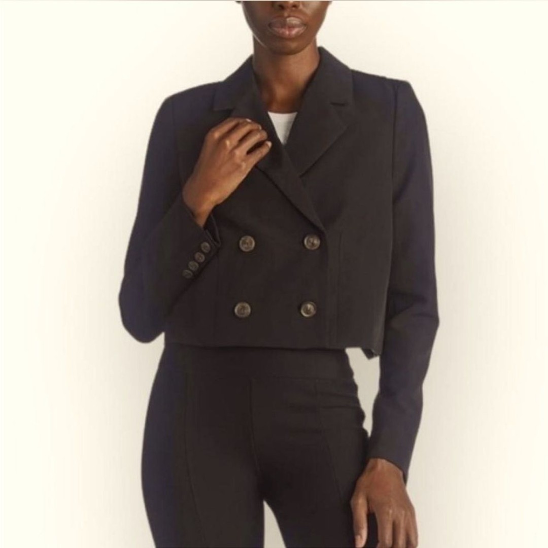 Aware by Vero Moda Aria Short Wrap Back Blazer