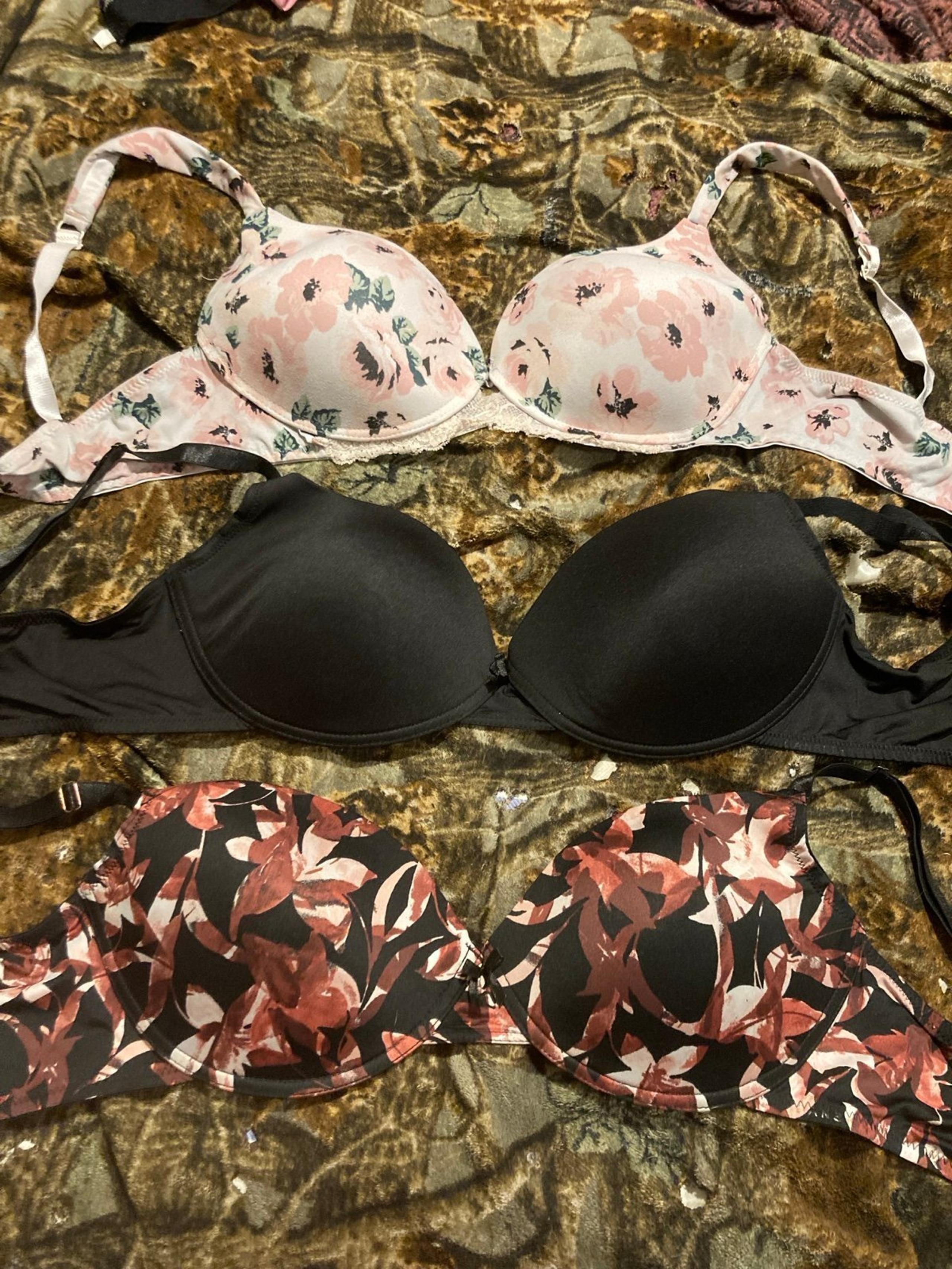 Bra (3) lot bundle