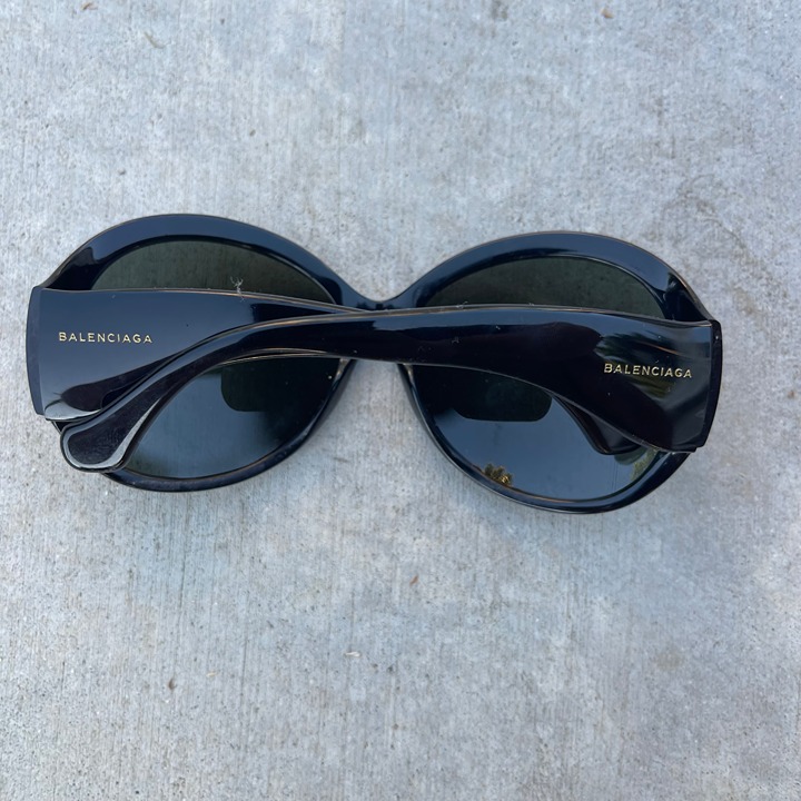 サングラス Balenciaga Nano Round Black Sunglasses Women's Nano Round Sunglasses in Black | Balenciaga US