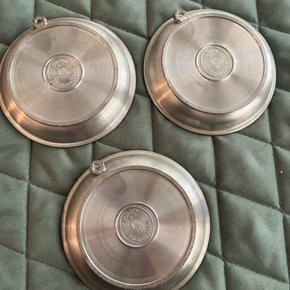 3 Vintage Zinn-Giesser-Innung 4 Inch Pewter Handwerks Plate Siegel Furth 4