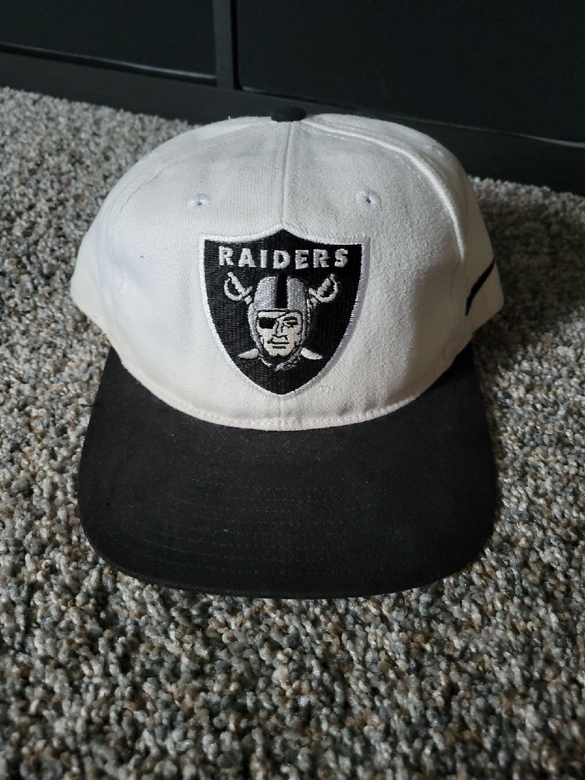 Vintage Raiders Nike snapback