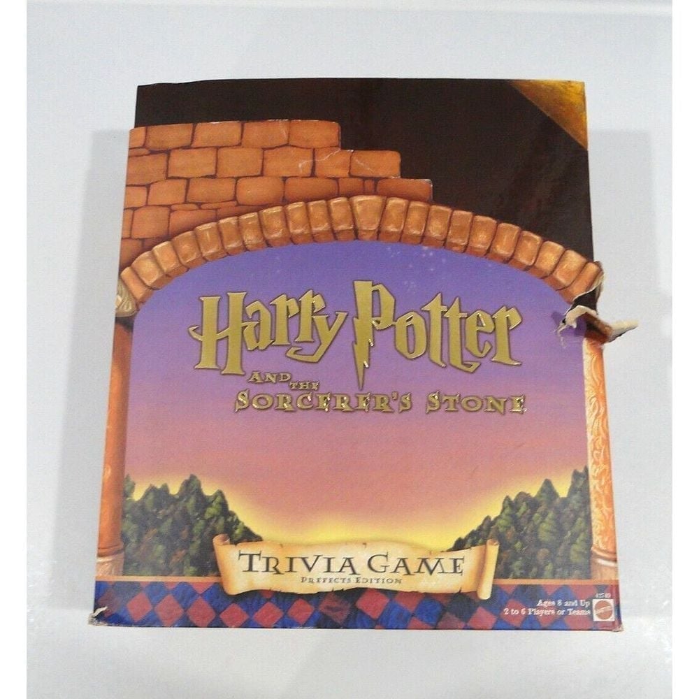 Harry Potter and the Sorcerer's Stone Trivia Game Complete 2000 Board games