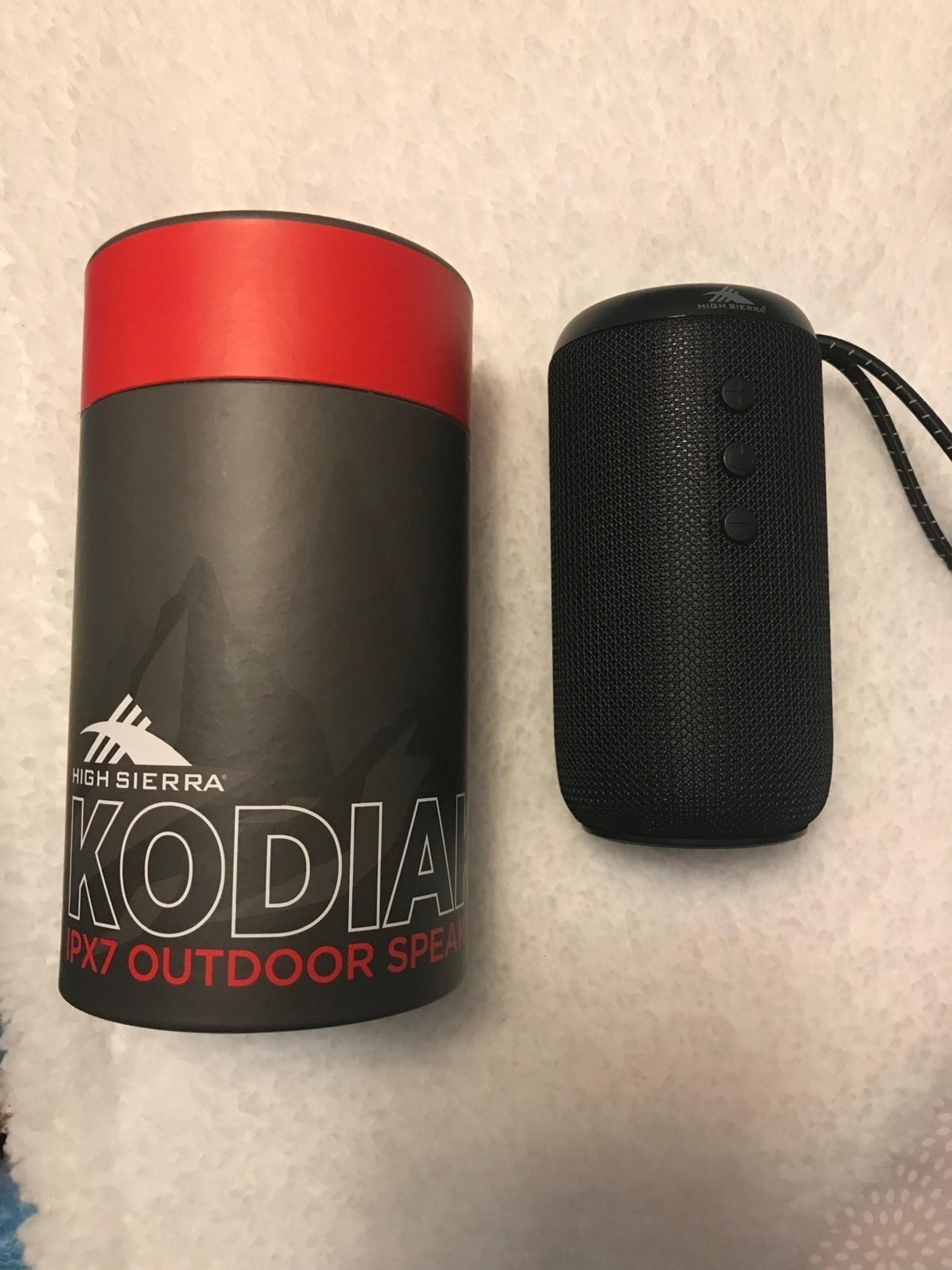 High Sierra Kodiak IPX7 Outdoor Bluetooth Speaker