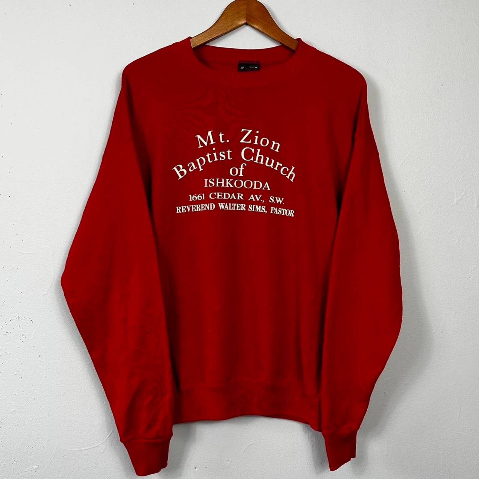 Vintage 90s red mt. zion baptist church pastor crewneck XL Vintage 90s red mt. zion baptist church pastor crewneck XL
