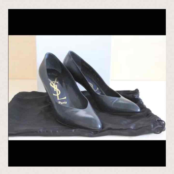 YSL Yves Saint Laurent heels size 6.5B