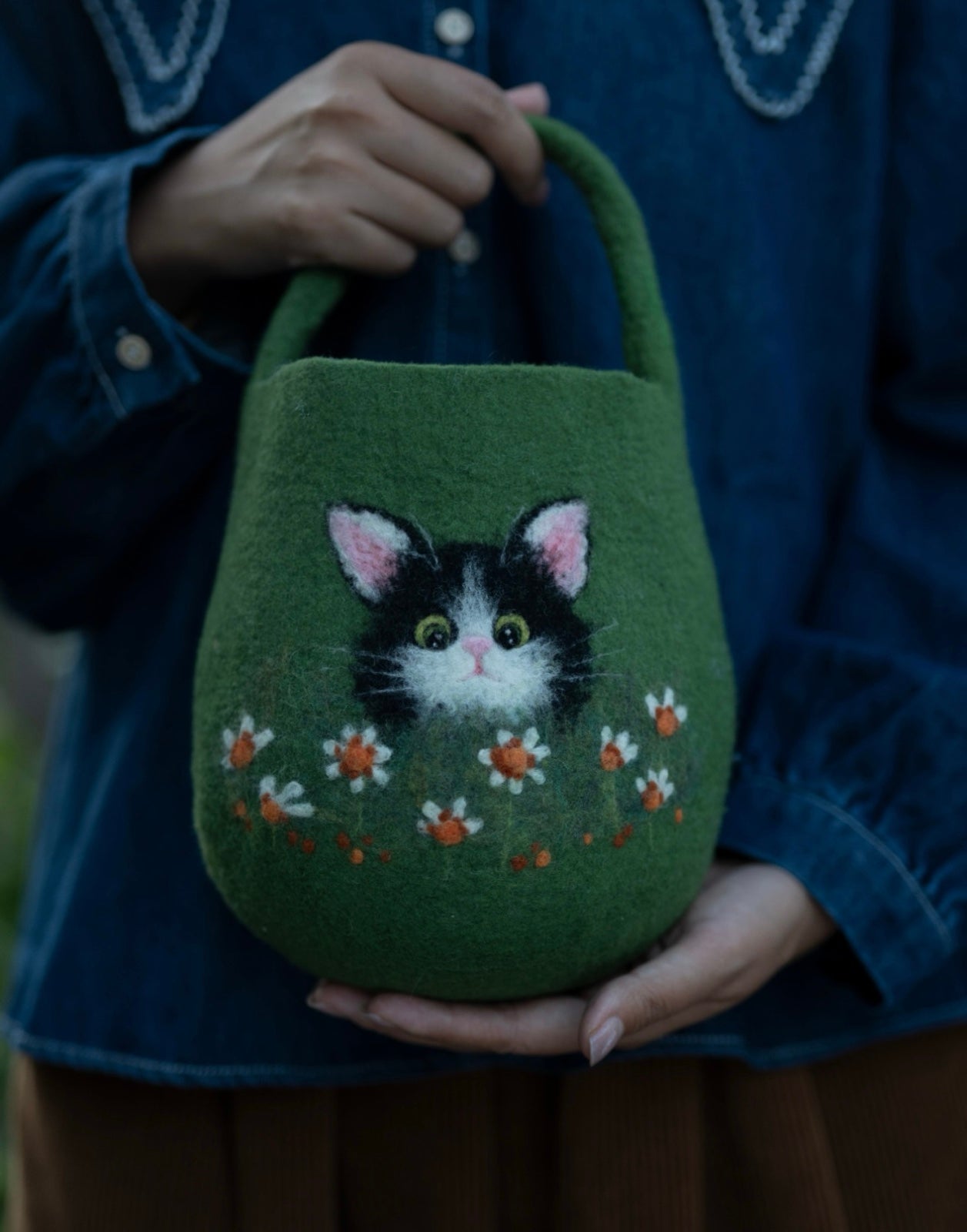 Handcrafted best gift Pure Wool Felt Tote Bag, Cat-shaped Creative Hand-carried