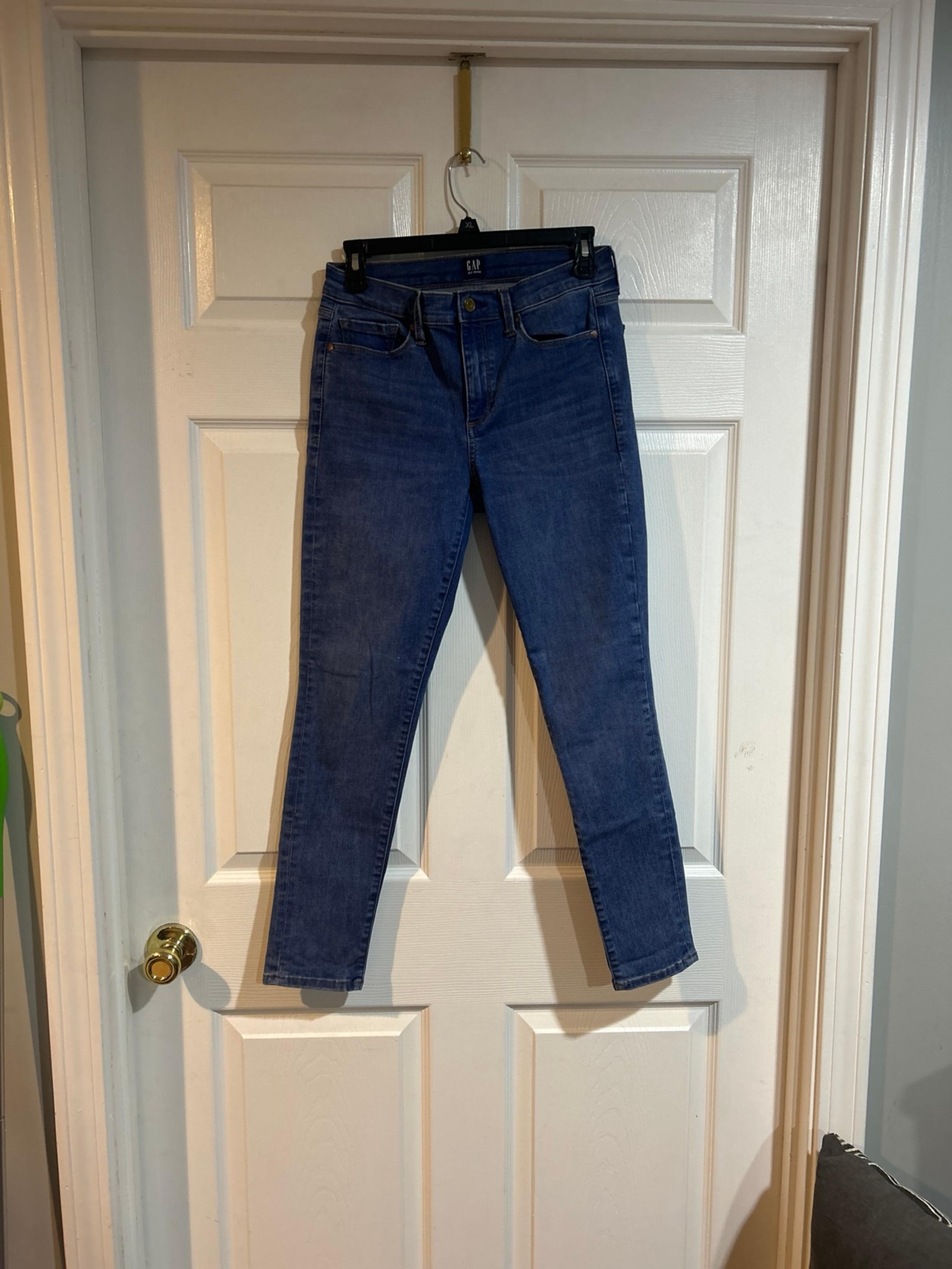 Gap Women’s Sculpt True Skinny Jeans