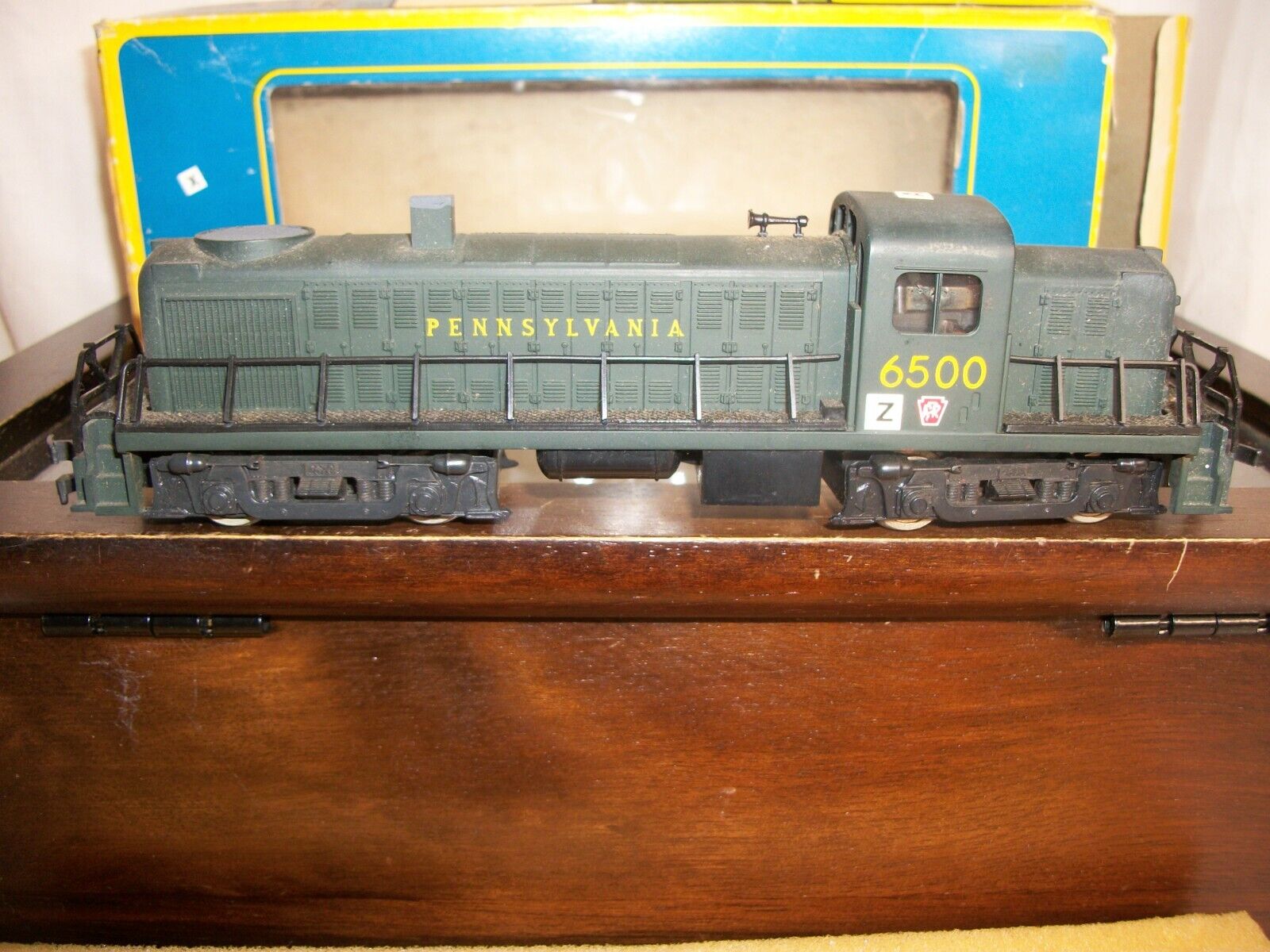 AHM HO Diesel Locomotive Pennsylvania, 6500 RS-2, Yugoslavia USED with BOX