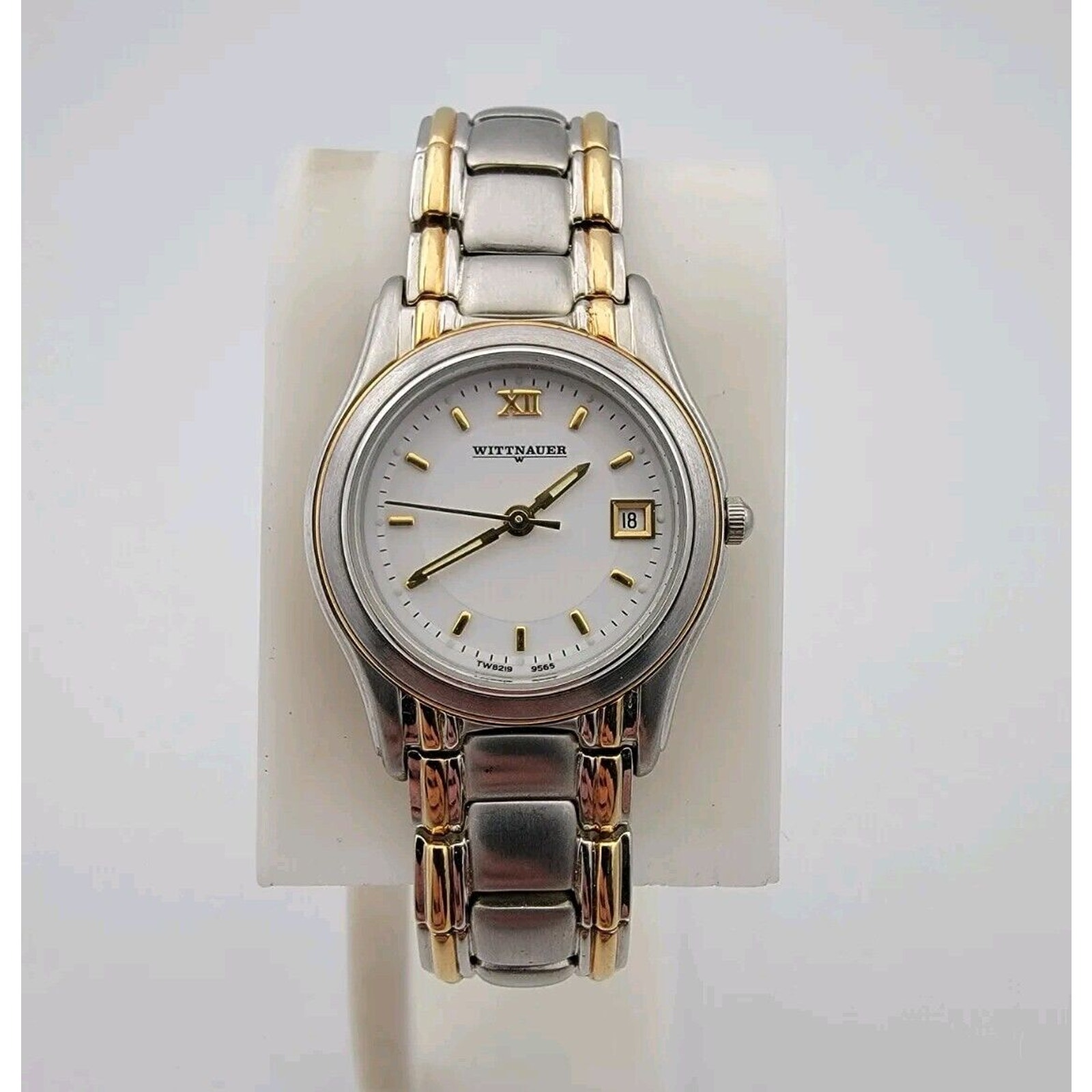 Ladies Wittnauer 9565 Two Tone Stainless Steel Calendar Quartz Watch New Battery