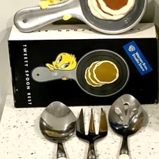 WB Looney Tunes TWEETY spoon rest & utensil serving set FINAL CALL!