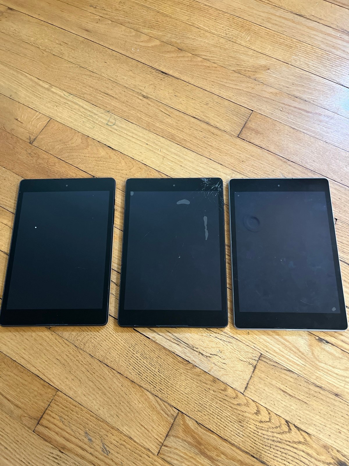 3 HTC Google Nexus 9 Tablets
