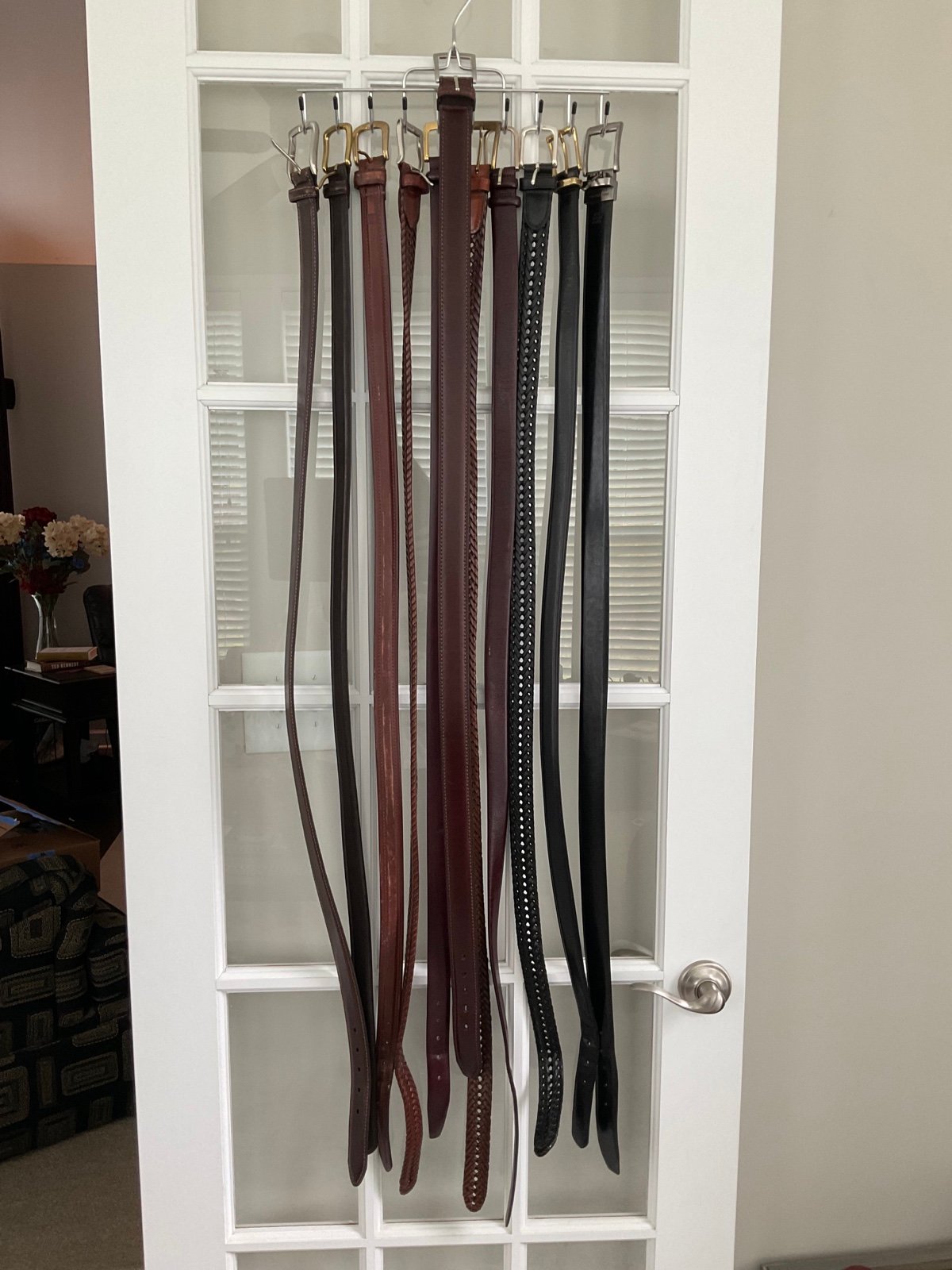 Lot of 11 Men’s leather belts 42