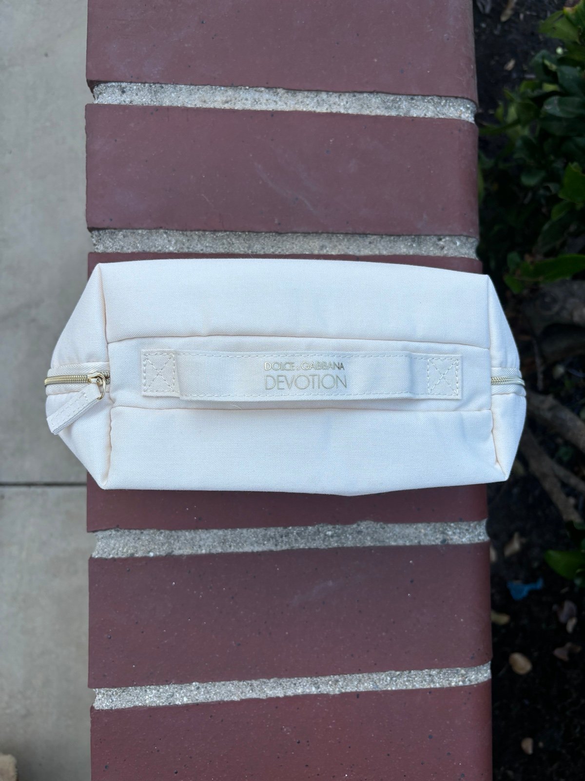 Dolce and gabanna makeup bag