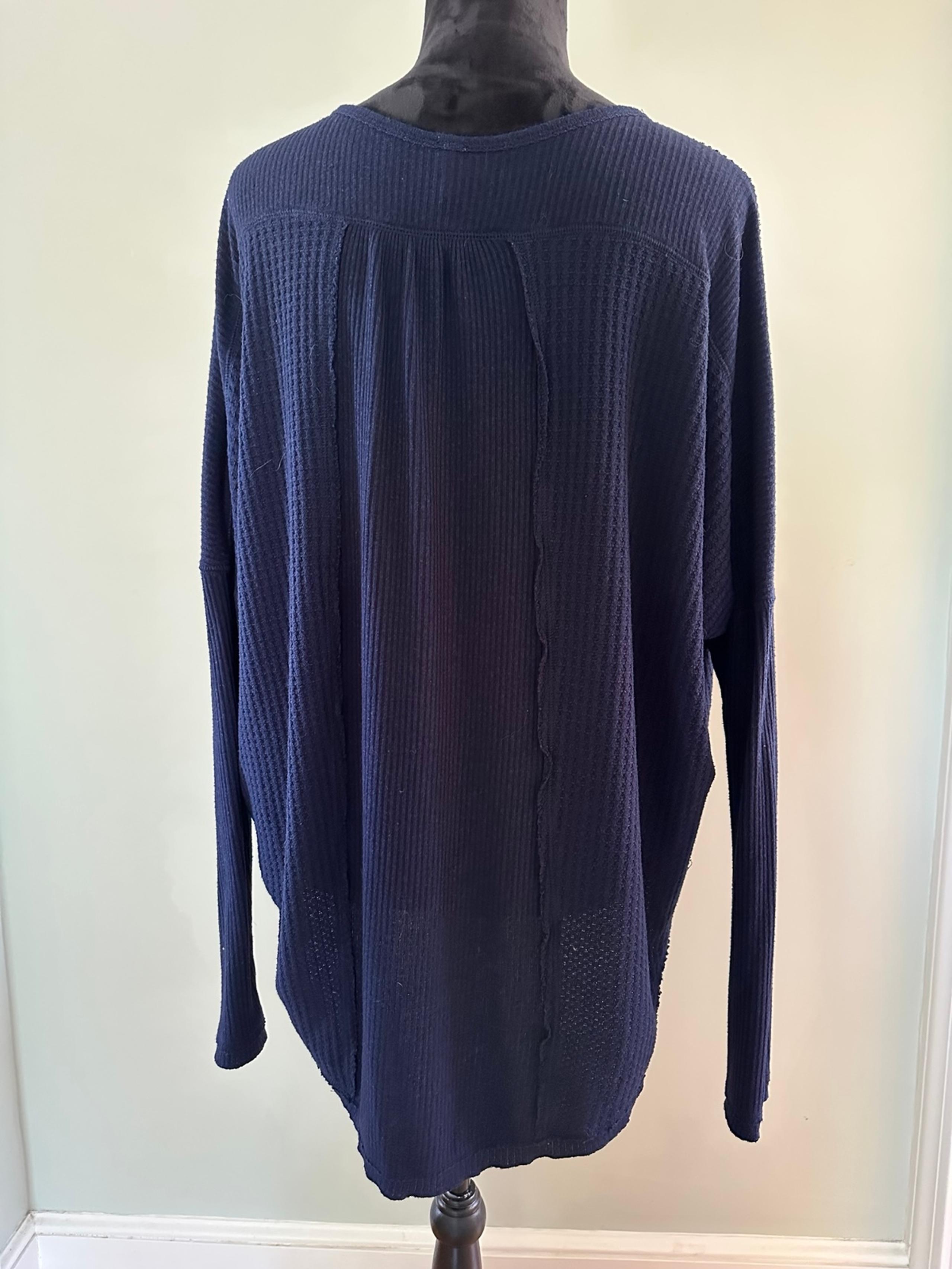 Free People Waffle Knit Henley Top – Size M – Navy Blue