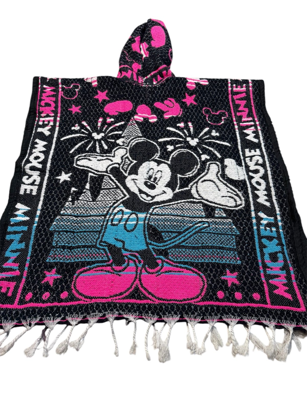 Disney Mickey and Minney Mouse Poncho
