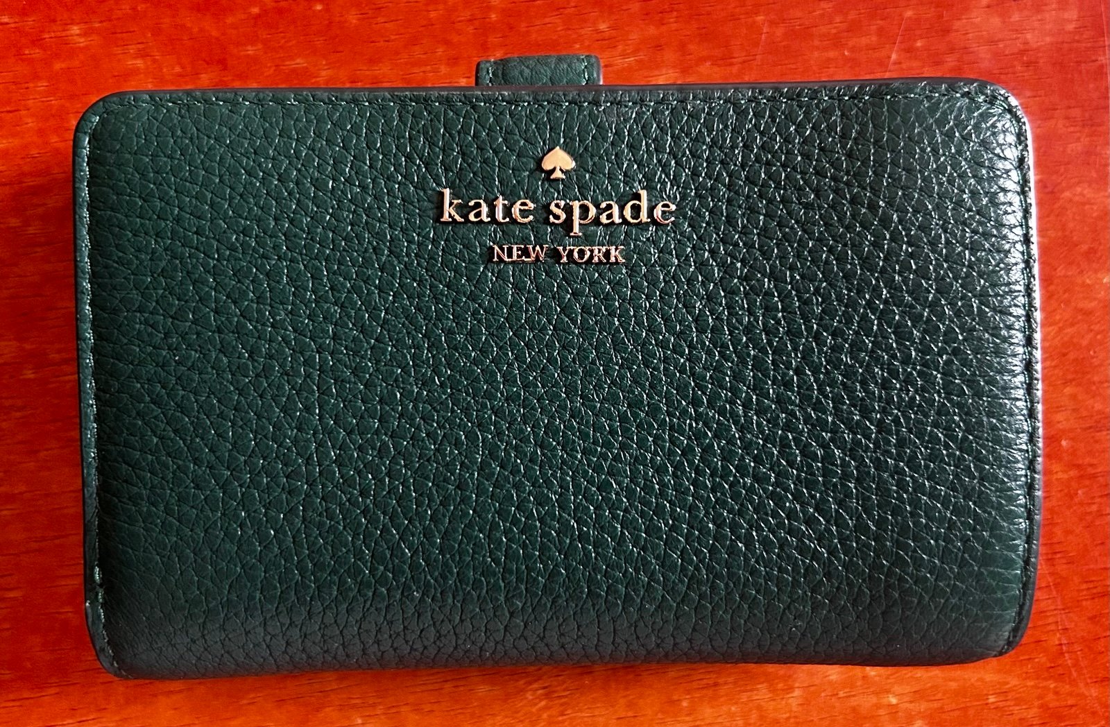 Kate Spade New York Leila Pebbled Leather Medium Compact Bifold Wallet Green