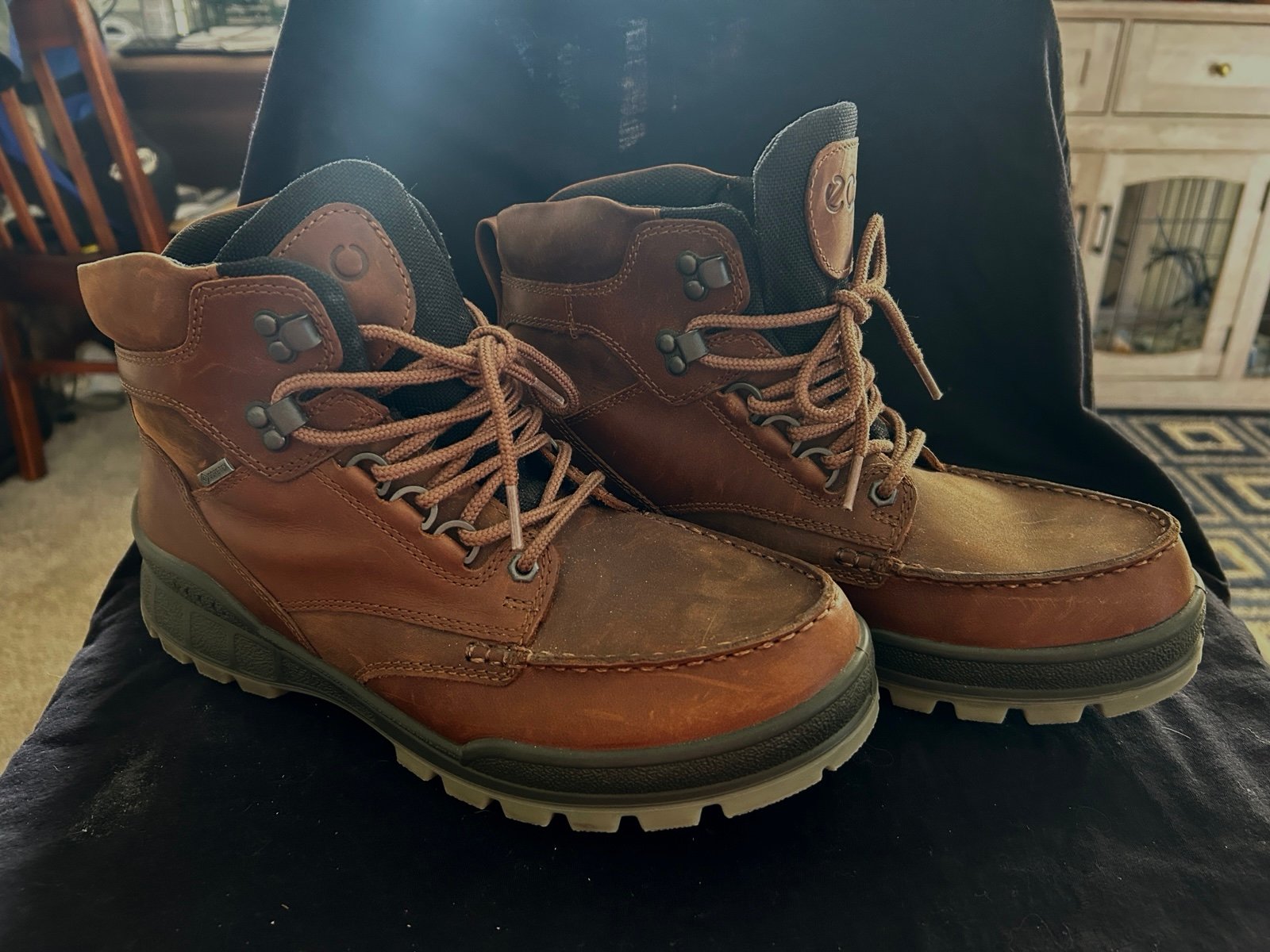 Men’s ECCO Tracker Mid-cut Boot 9/9.5 M Genuine Leather Brown Gore-Tex Work Hike