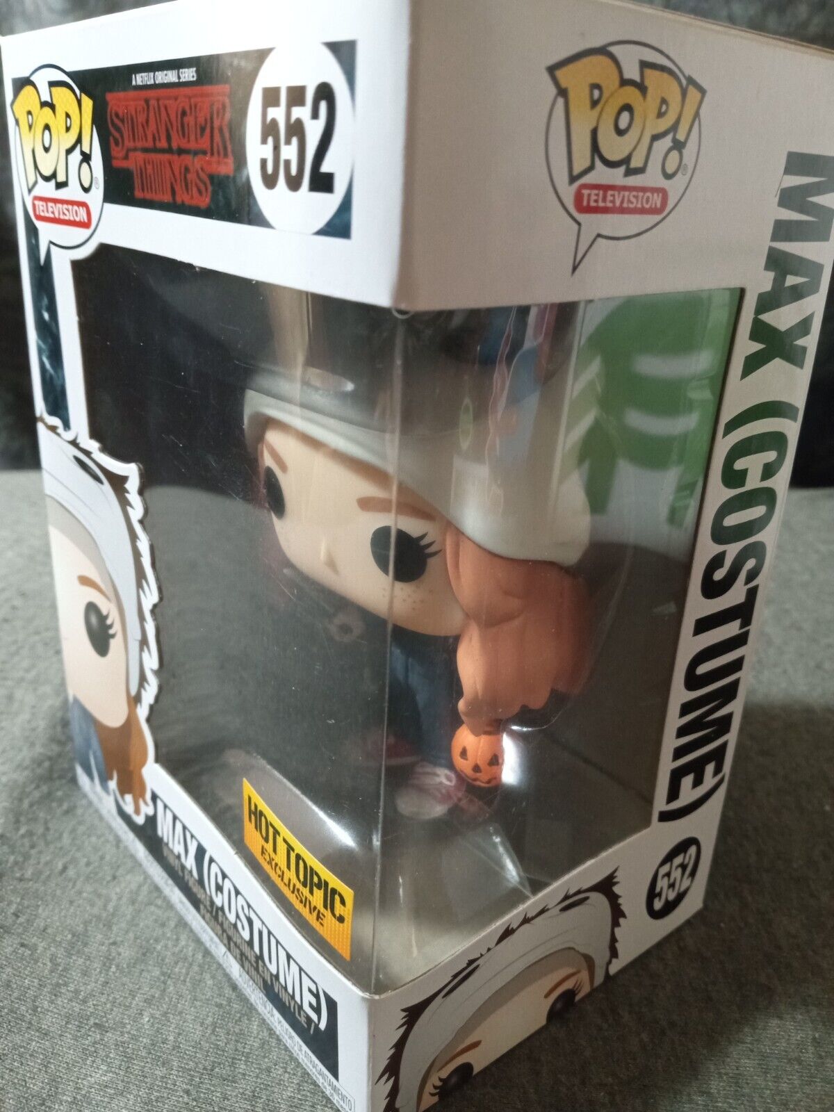 Funko Pop Stranger Things MAX in Michael Myers Costume #552 Hot Topic Exclusive