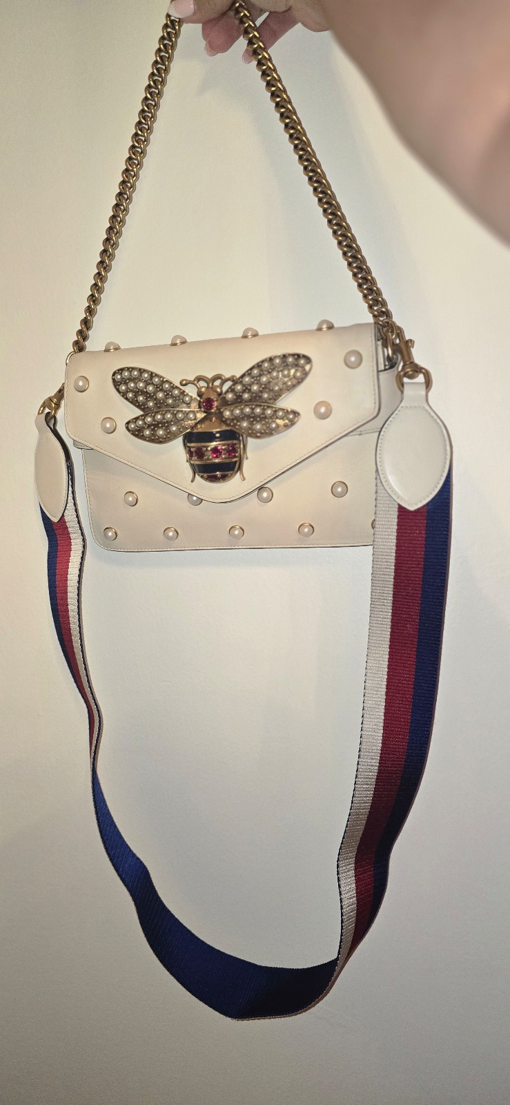 Gucci Broadway Pearly Bee Shoulder Bag Embellished Leather AUTHENTICATED