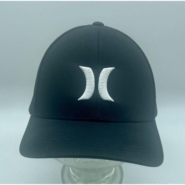 Hurley Flexfit Mesh Cap Hat Black & White Yupoong Size L - XL NWOT