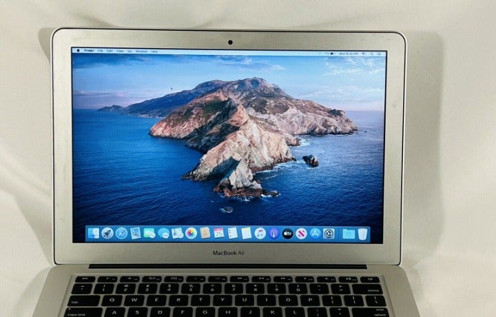 MacBook Air i5-5240U A1465 4GB RAM 128GB SSD 1.6 11'' Early 2014 MacOs Catalina