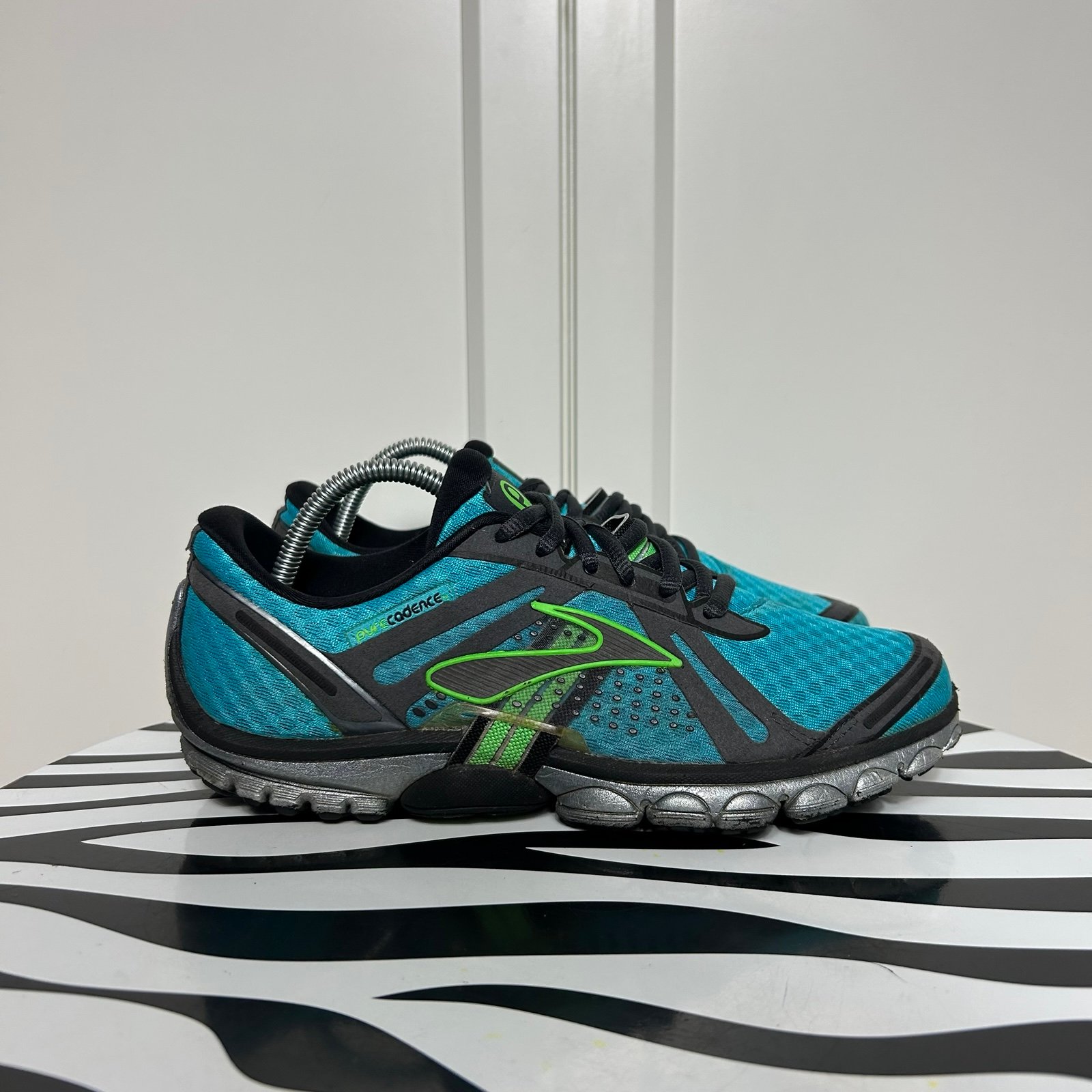 Brooks pure cadence blue green black